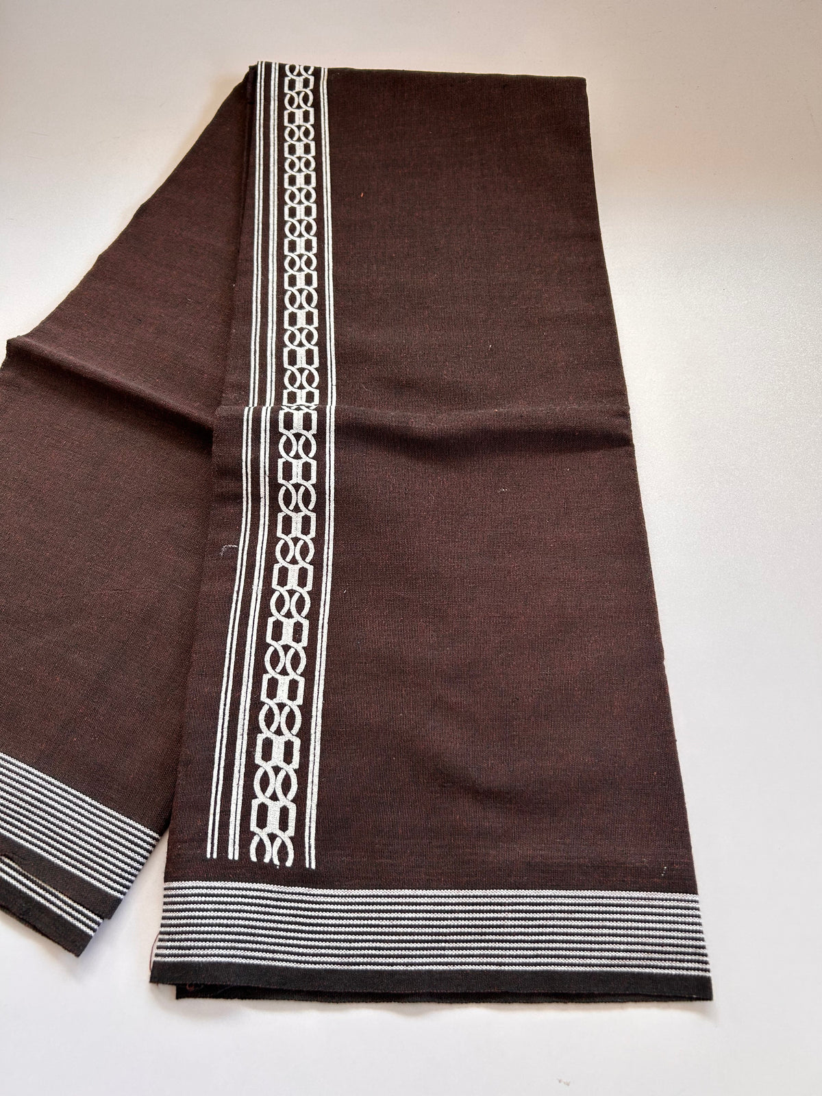 Single Kaily / Lungi - Kaitharikada - Mixed Cotton - 2/40s twisted - 2 inch White Printed Design Kara With Dark Brown & Black Colour Body (2 meter / 4 muzham) - 10 KK8089 SAT