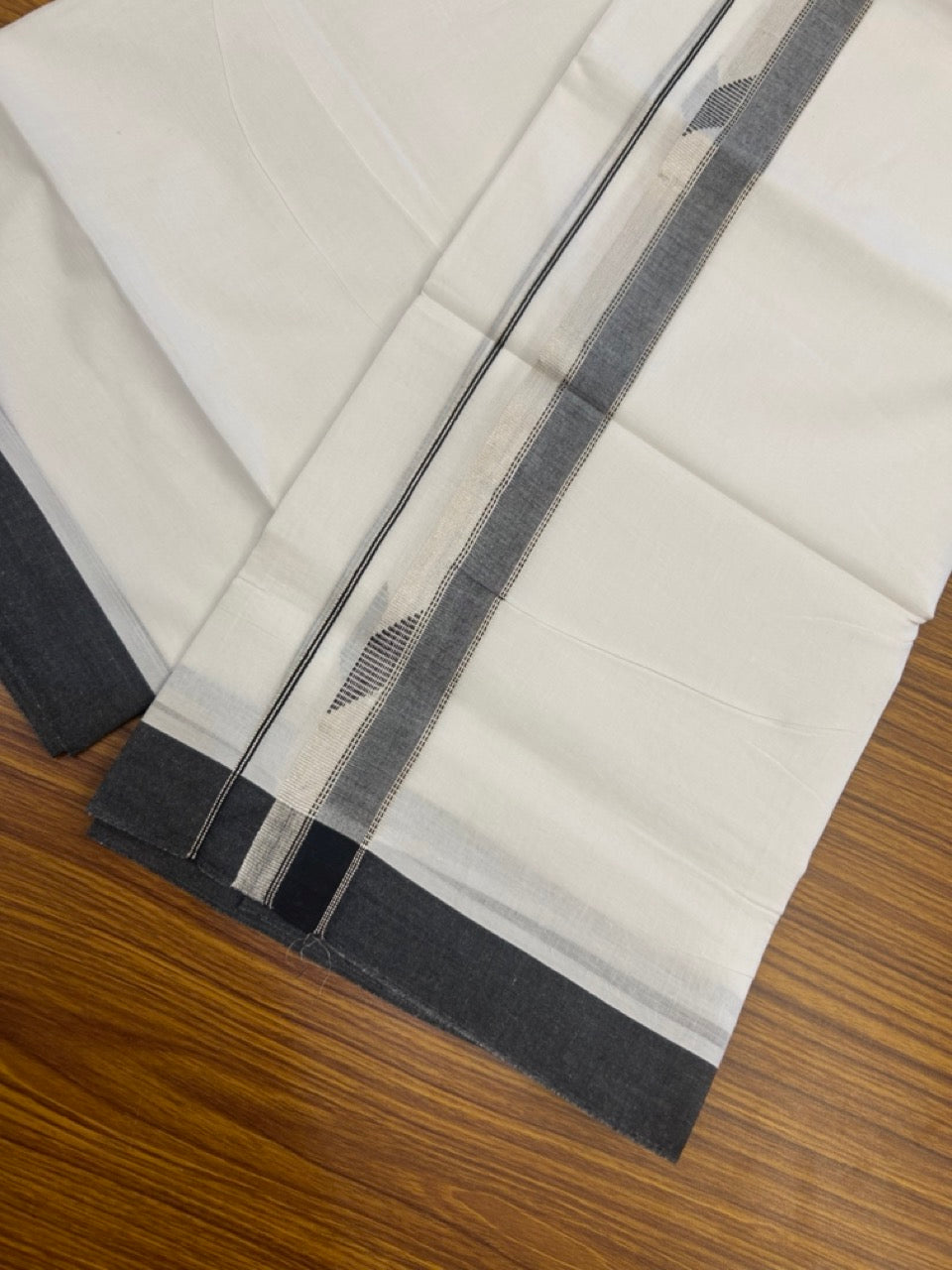 20% Discount ! Kaitharikada Balaramapuram 100% Cotton Pure White Double Mundu/Dothi - 100x80 - 1.5 inch Black & Silver Kasav Design Kara 4 mtr (8.5 muzham) - 5 KK5270 VAS