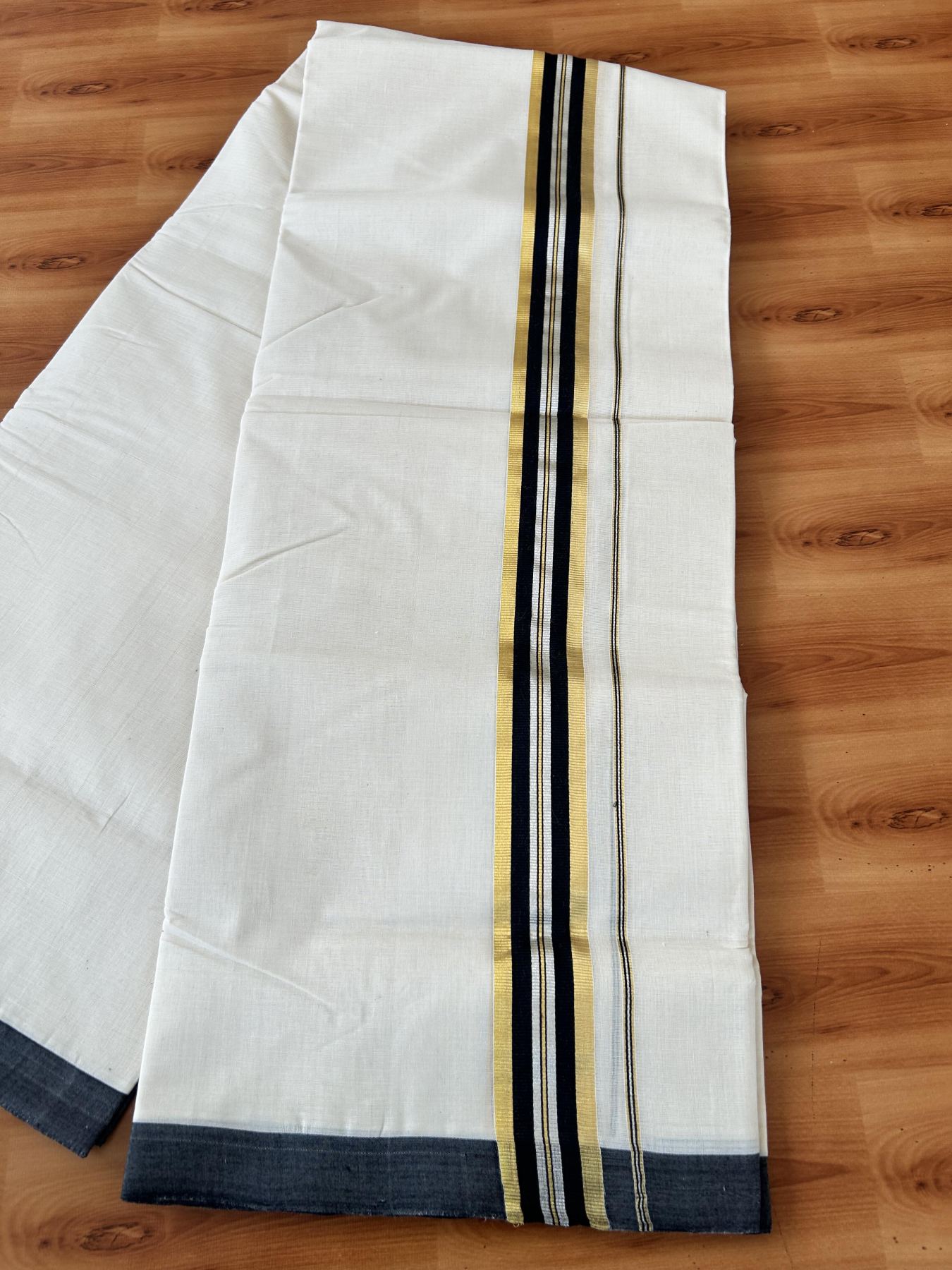 Double Off White (Unbleached) Mundu/Dhoti 25% Discount!! KaithariKada Handloom Millpaav - Kerala Handloom - 100% Pure Cotton - 80x90 - 1.25 Inch Gold Silver Kasav & Black Striped Kara - 4 mtr (8.5 Muzham) - 5 KK5459 RAM