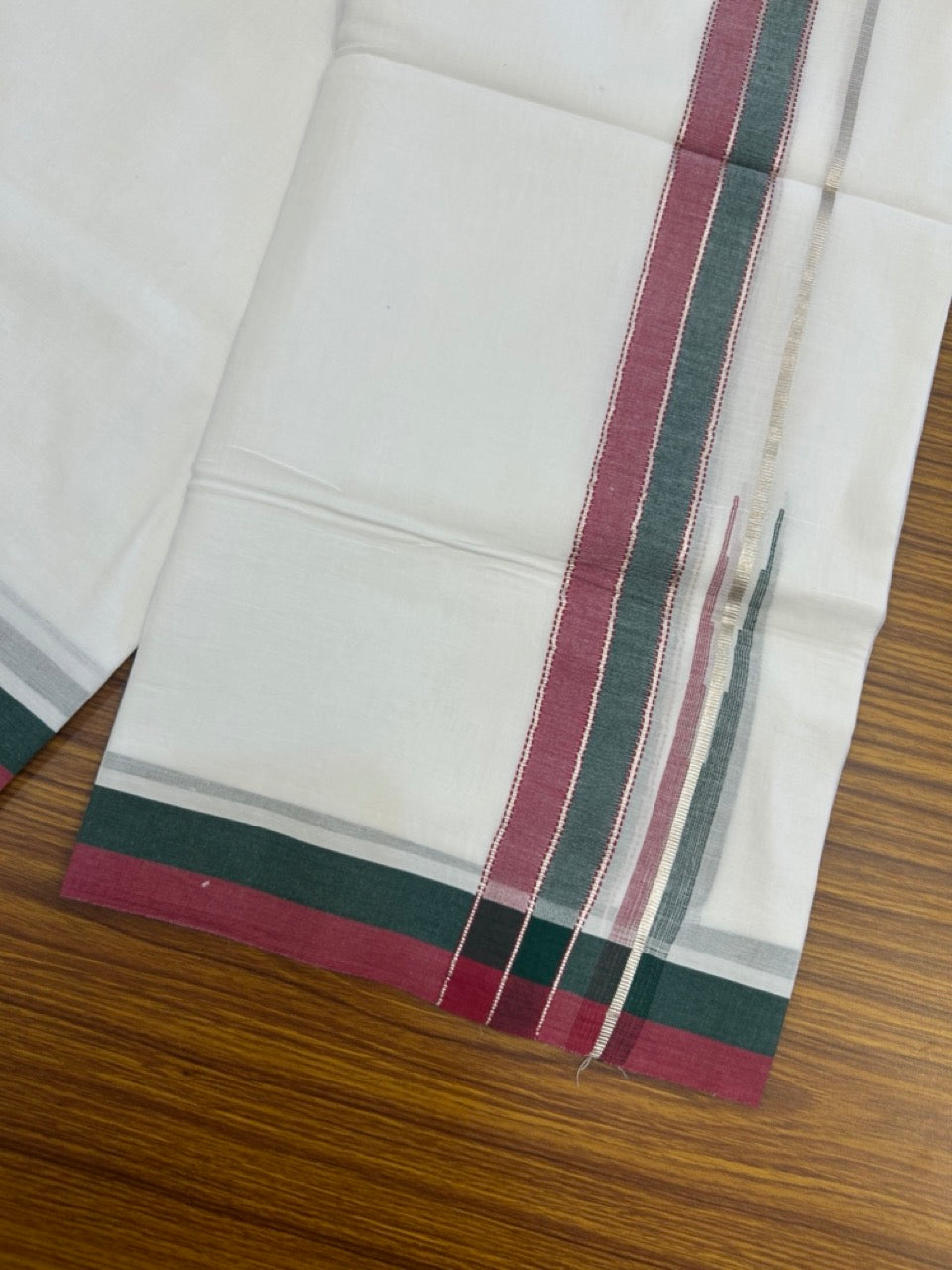 26% Discount ! NEW! KaithariKada Balaramapuram 100% Cotton Pure white Double Mundu/Dhoti - (100x80)s - 1.5 inch Silver Kasav Light Maroon & Green - 17 KK5270 CKS