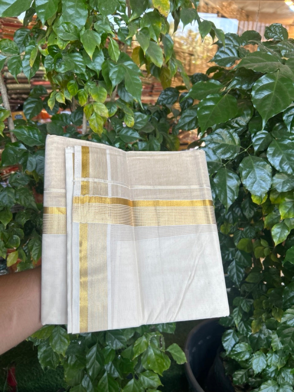 20% DISCOUNT! Kaitharikada Balaramapuram 100% Cotton OFF WHITE Double Mundu/Dothi - 100x80 - Half Tissue 1.5 Inch Gold Kasav Stripes Kara - 10 KK5271 VIN