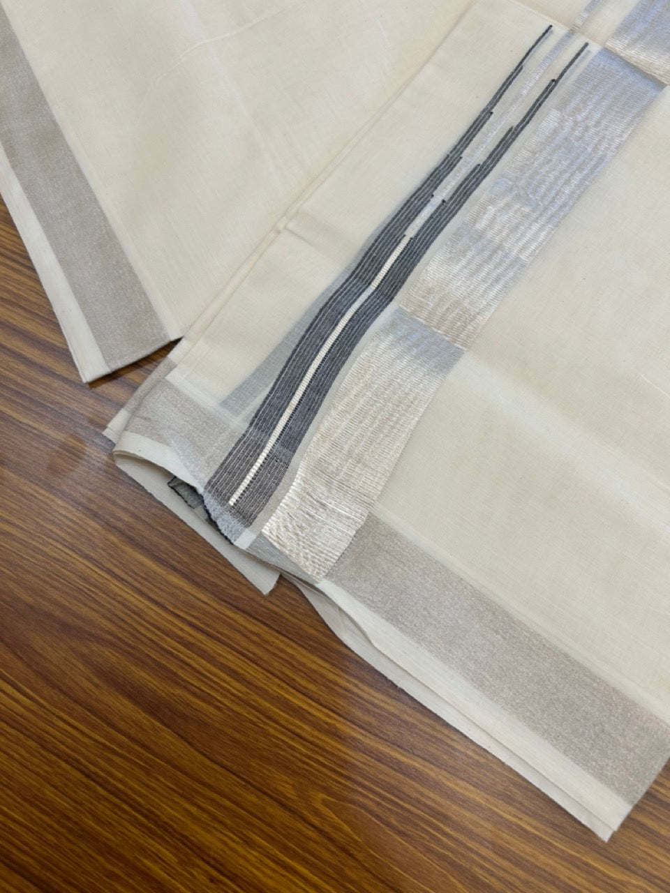 20% DISCOUNT! KaithariKada Balaramapuram 100% Cotton Double Off white (Unbleached) Mundu/Dhoti - 100x80 - 1.5 inch Silver Kasavu Black striped chutty kara 4 mtr (8.5 muzham) - 1 KK5271 THI