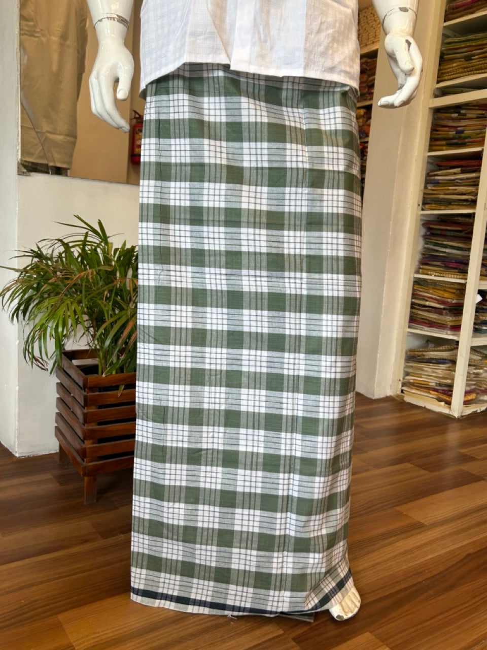 10% DISCOUNT ! KaithariKada Kalamachal 100% Pure Cotton -(80X80) Twisted Thread Handloom Single Mundu/Dhoti - Green Check COLOUR BODY & White striped Kara- 29KK479KAL