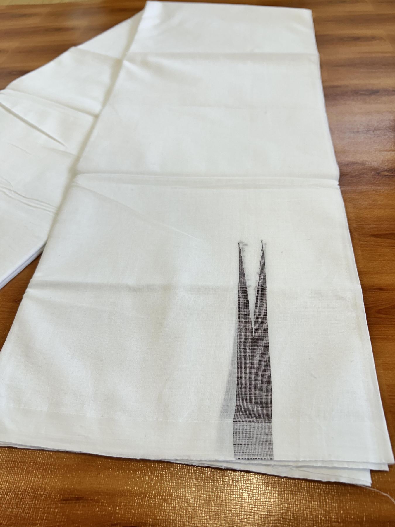 Double Pure White Mundu/Dhoti - 20% Discount !! KaithariKada Balaramapuram 100% Cotton - 100x80 - 2 cm Dark Wine Stripes Chutty Kara 3.80 mtr (8 muzham) - 8 KK5411 CKS