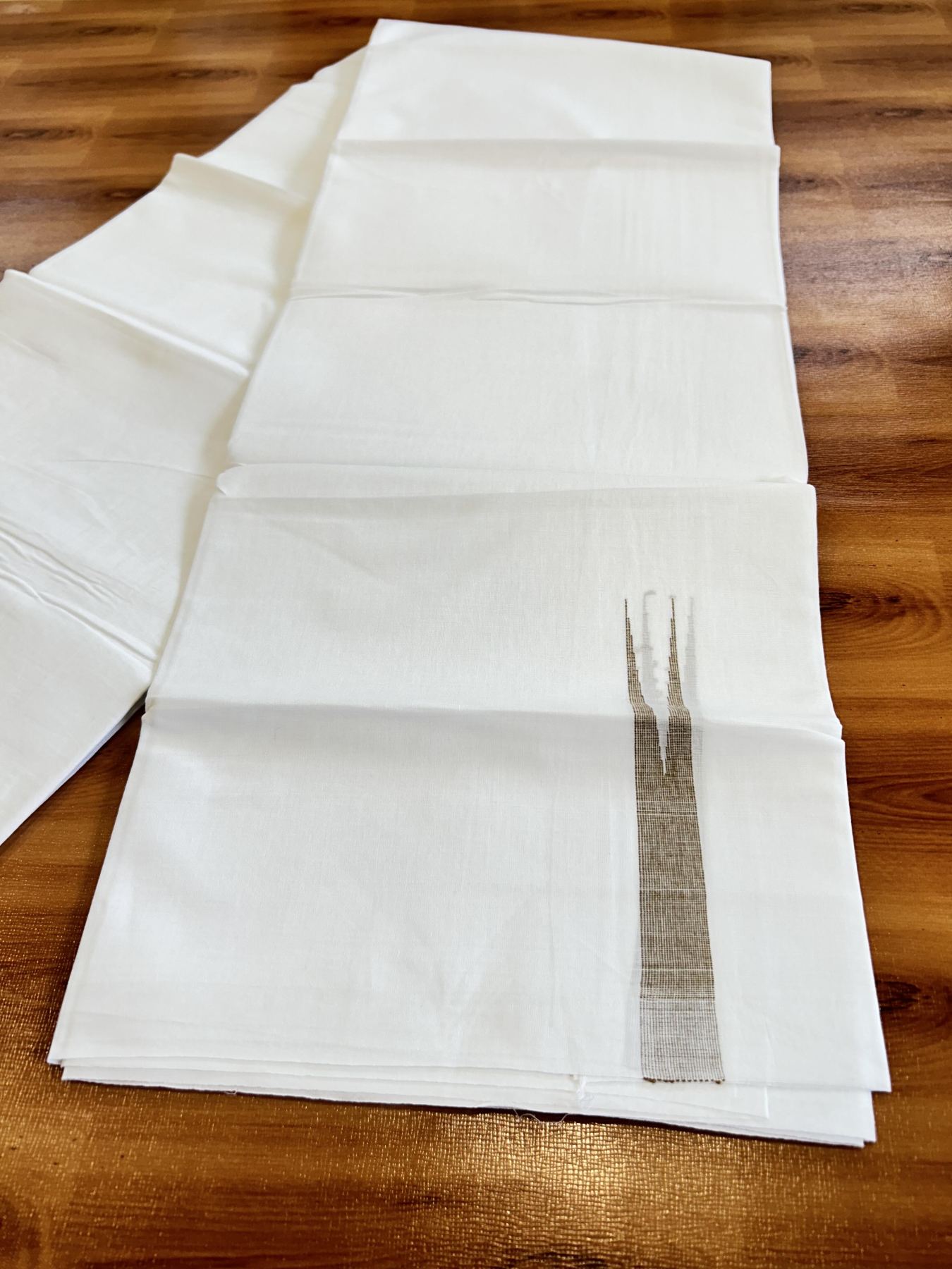 Double Pure White Mundu/Dhoti - 20% Discount !! KaithariKada Balaramapuram 100% Cotton - 100x80 - 2 cm Peanut Brown Stripes Chutty Kara 3.80 mtr (8 muzham) - 6 KK5411 CKS