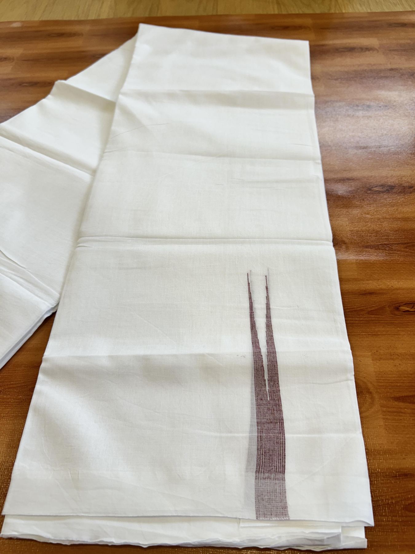 Double Pure White Mundu/Dhoti - 20% Discount !! KaithariKada Balaramapuram 100% Cotton - 100x80 - 2 cm Maroon Stripes Chutty Kara 3.80 mtr (8 muzham) - 7 KK5411 CKS