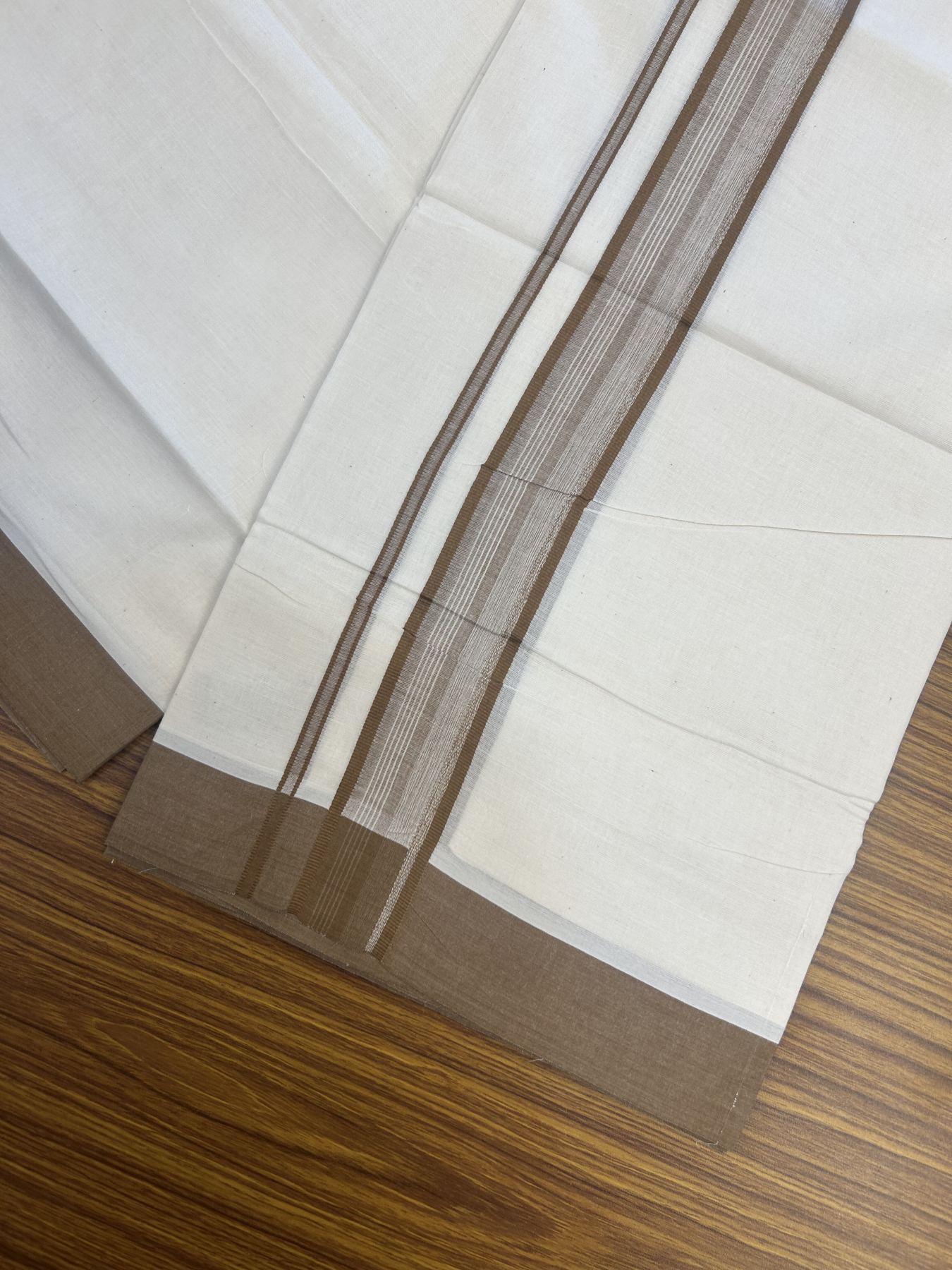 20% Discount! Kaitharikada Balaramapuram Double Off White Mundu/Dhoti - 100x80 - 1.5 Inch Chocolate Brown Shaded Stripes Kara 4 mtr (8.5 muzham) - 27 KK5311 VAS