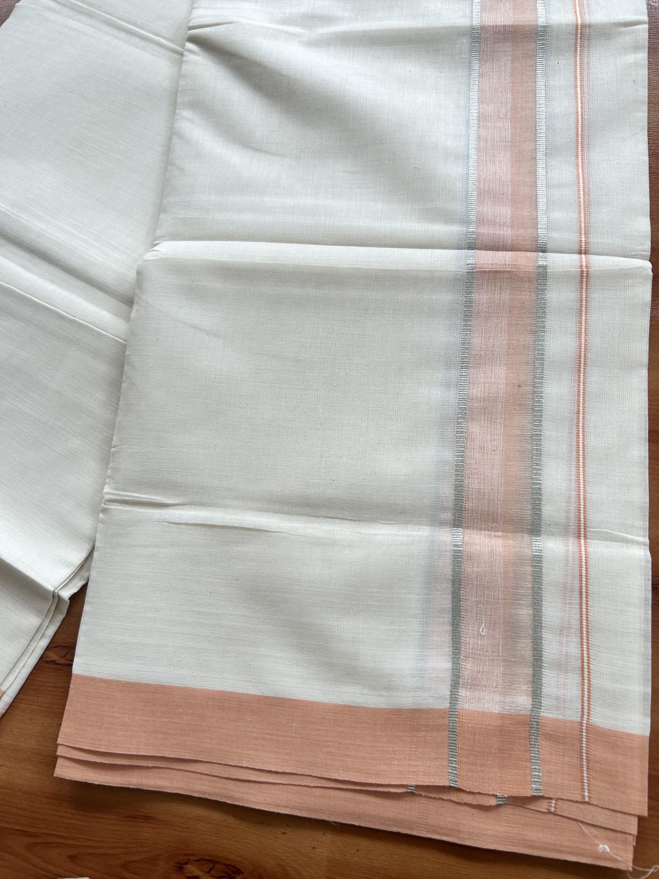 Double Off White (Unbleached) Mundu/Dhoti - 20% Discount! Kaitharikada Pure Cotton - 60s - 1.5 Inch Silver Kasav & Peach Shaded Kara 4 mtr (8.5 muzham) - 47 KK5460 PMC