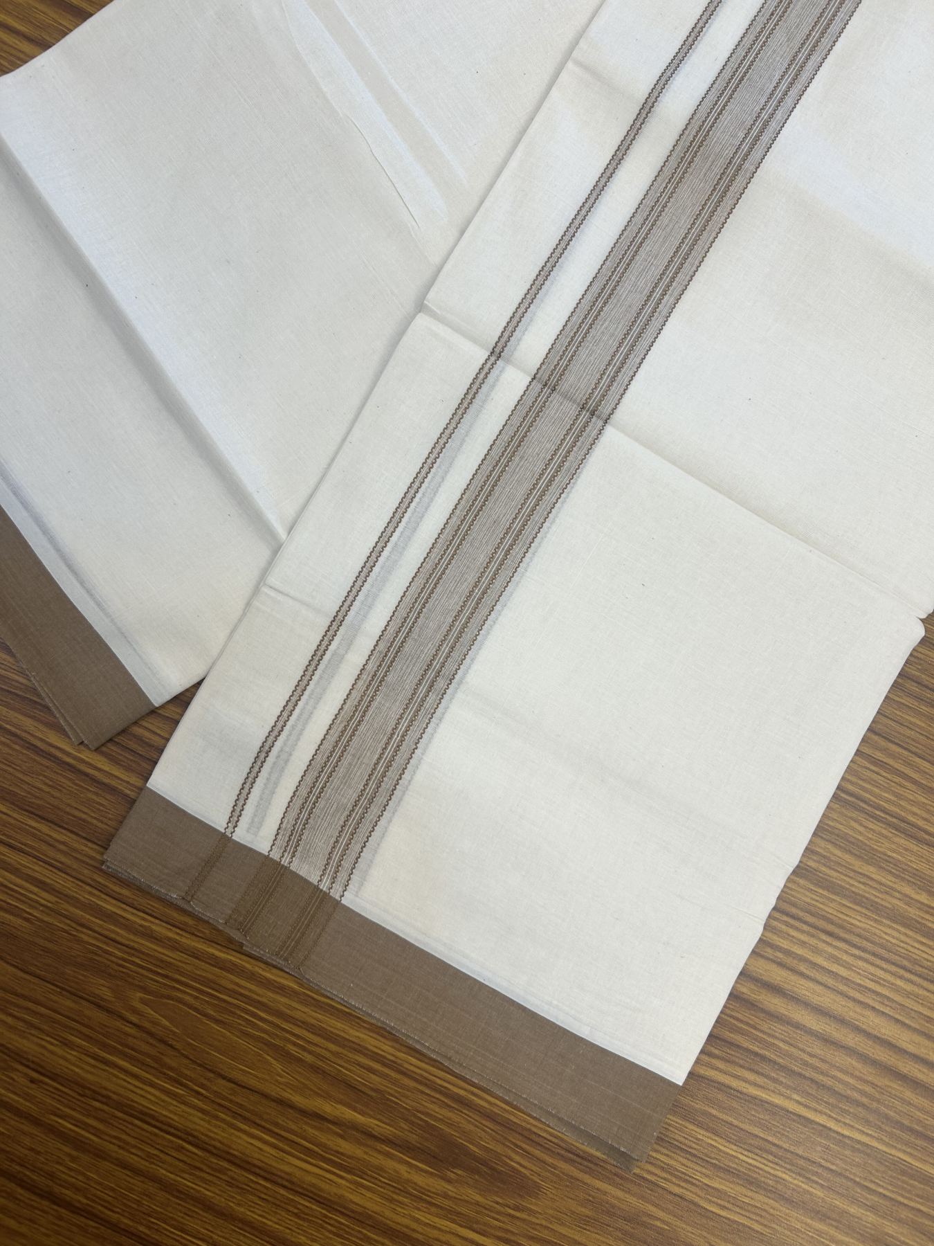 20% Discount! Kaitharikada Balaramapuram Double Off White Mundu/Dhoti -100x80 - 1.25 Inch Caramel Brown Shaded Stripes Kara 4 mtr (8.5 muzham) - 12 KK5311 VAS