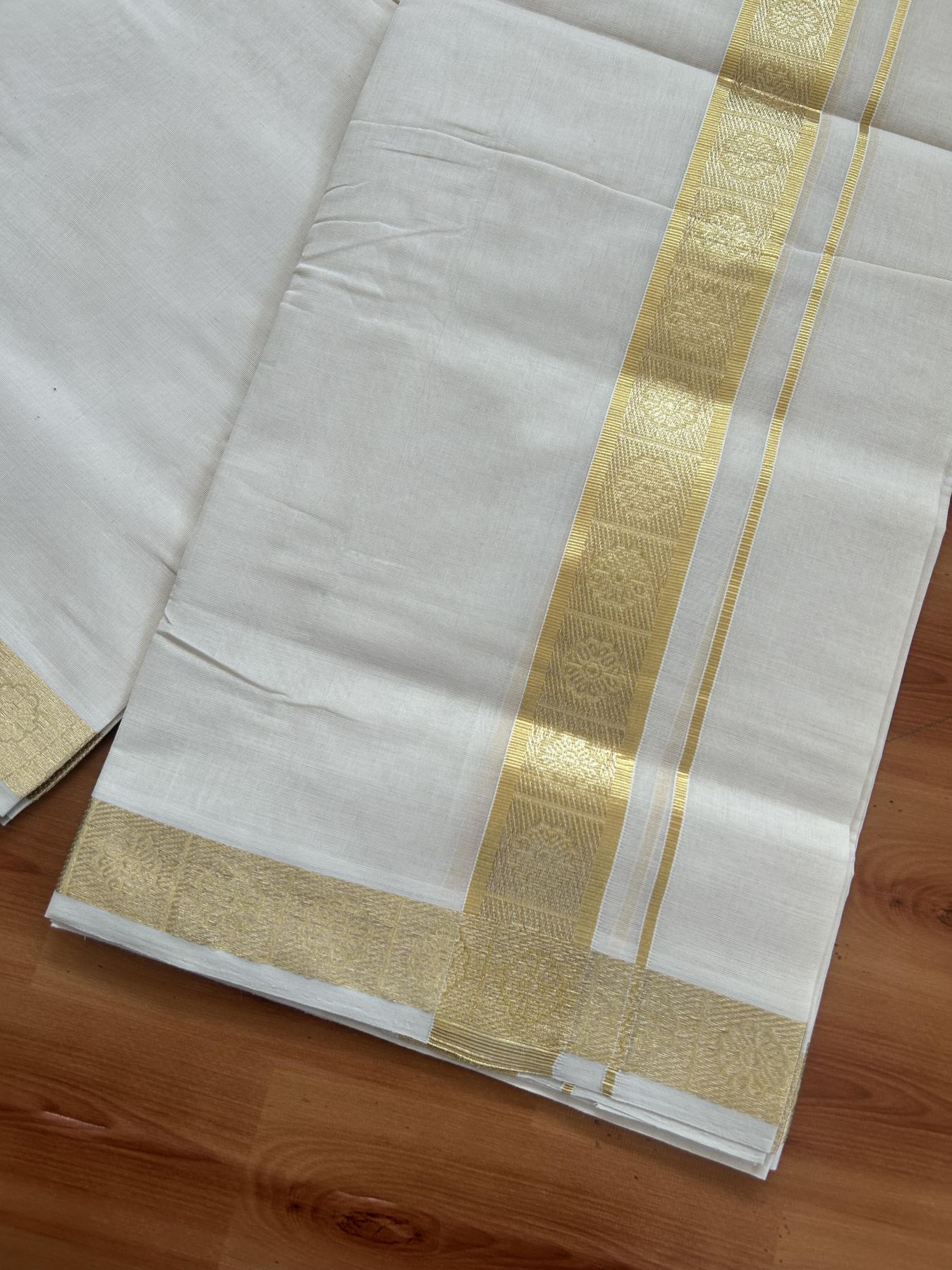 25% Discount ! KaithariKada Handloom Unakkupaav Kerala Handloom - 100% Pure Cotton Off White (Unbleached) Double Mundu/Dhoti - 100x80 - 1.75 Inch Gold kasav Jacquard Design Kara 4 mtr (8.5 muzham) - 18 KK5384 ABH