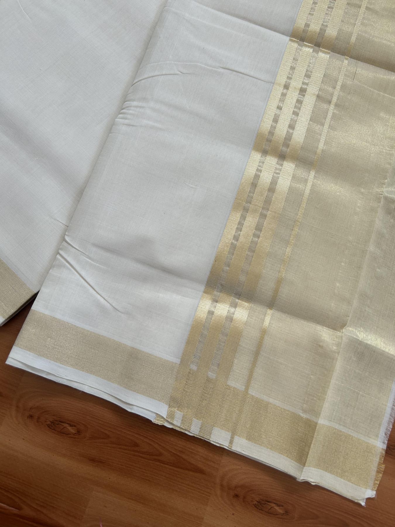 25% Discount ! KaithariKada Handloom Unakkupaav Kerala Handloom - 100% Pure Cotton Off White (Unbleached) Double Mundu/Dhoti - 100x80 - 7 Inch Gold Kasav Half Tissue Kara 4 mtr (8.5 muzham) - 21 KK5384 ABH