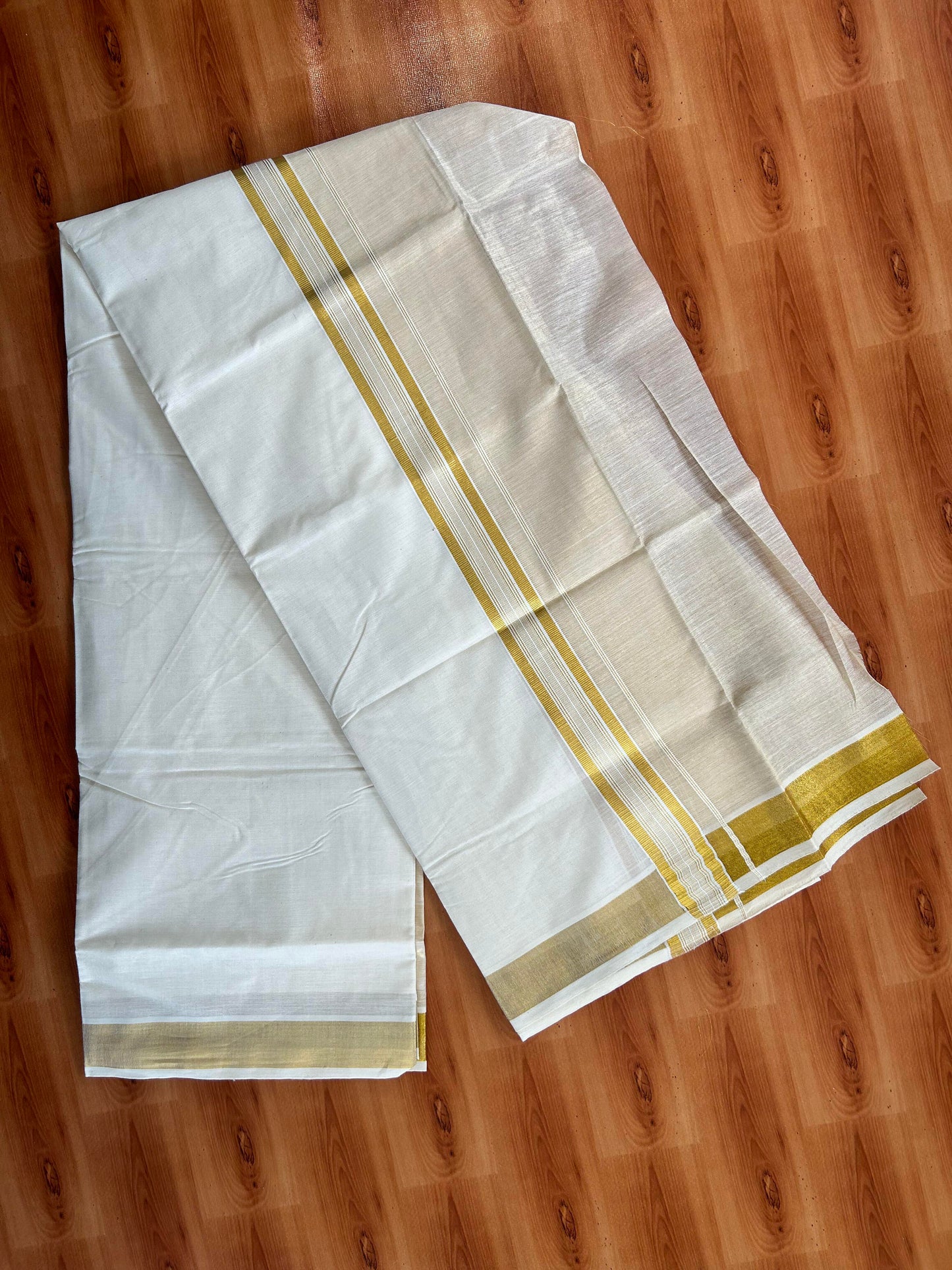 Double Off White Dhoti/Mund- 20% Discount! Kaitharikada Balaramapuram Cotton - (60s) - 7.25 Inch Gold Kasav Tissue Striped Kara 4 mtr (8.5 muzham) - 7 KK5412 GAN