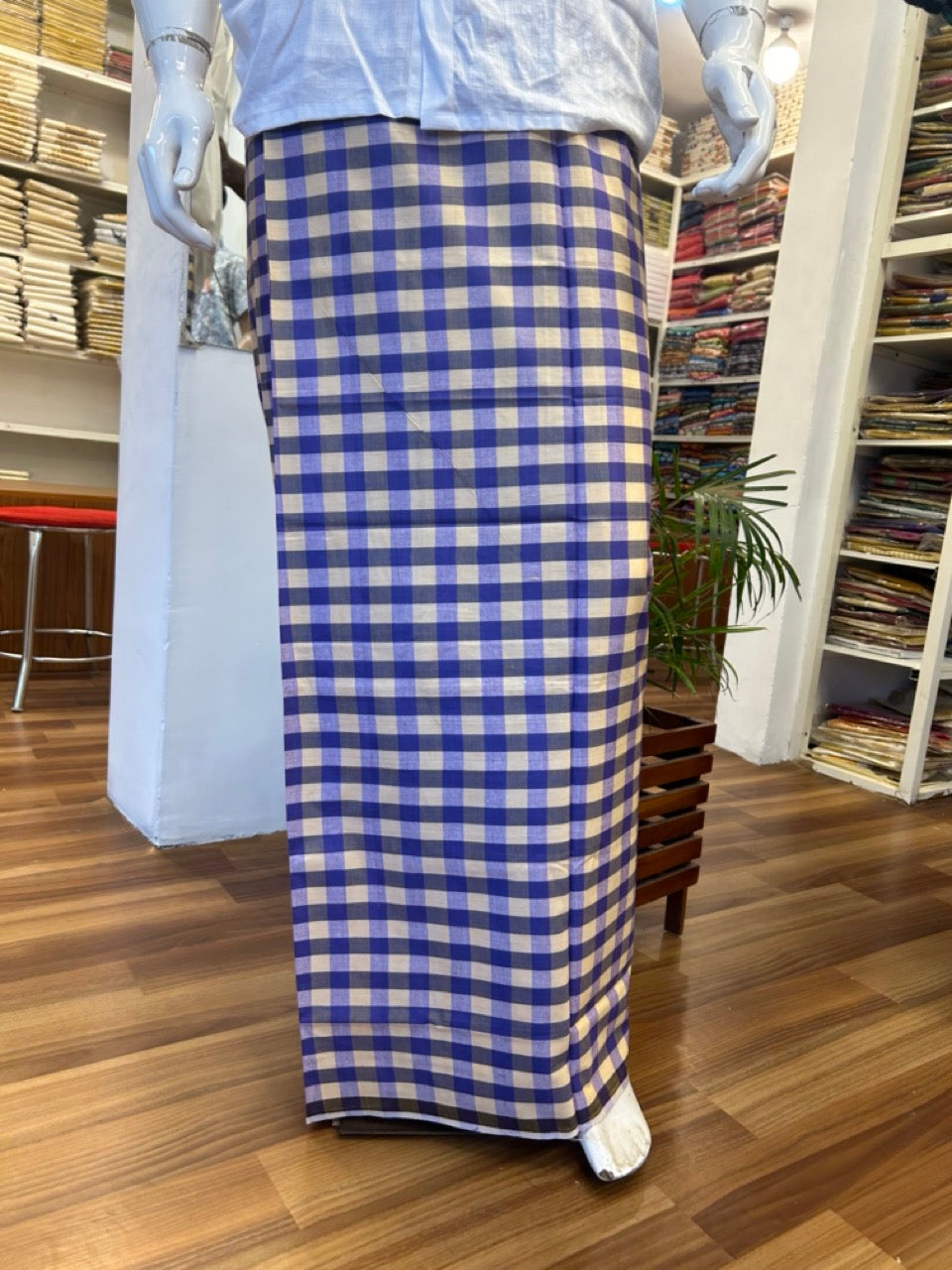 10% Discount ! KaithariKada Kalamachal 100% Pure Cotton - Handloom Single Mundu/Dhoti - Violet & Yellow Check Colour Body & Black 2.cm Kara - 161123KAILY024. Handloom Government sealed.