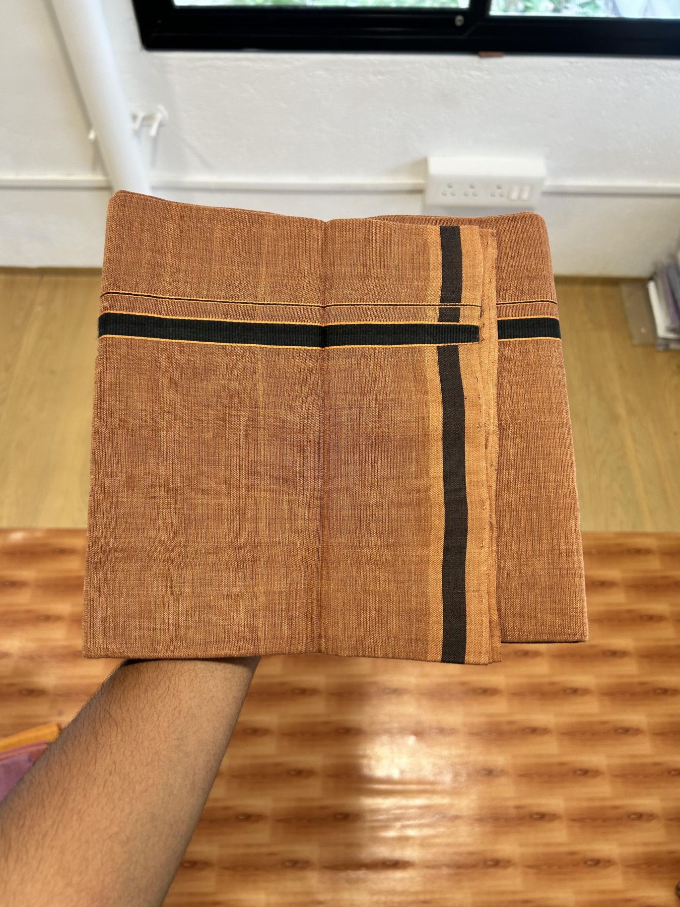 Kerala Handloom Single Kaily/Lungi - KaithariKada 100% Pure Cotton - 40s - 0.5 cm Orange & Black Kara With Dark Kavi colour Body - (2 meter / 4 muzham) - 12 KK8065 ELA