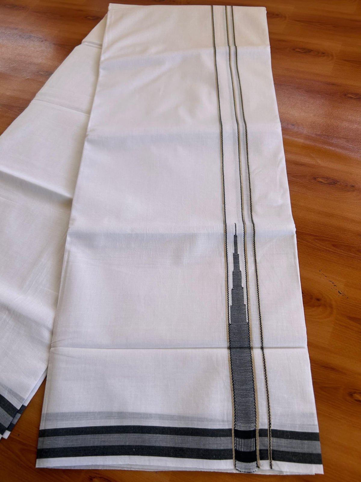 Pure white Double Mundu/Dhoti - 23% Discount! KaithariKada 100% Cotton - 100X80 - 0.75 inch Silver Kasav Black One Side Chutty Kara - 3.90 mtr (8.5 muzham) - 4 KK5528 VAS