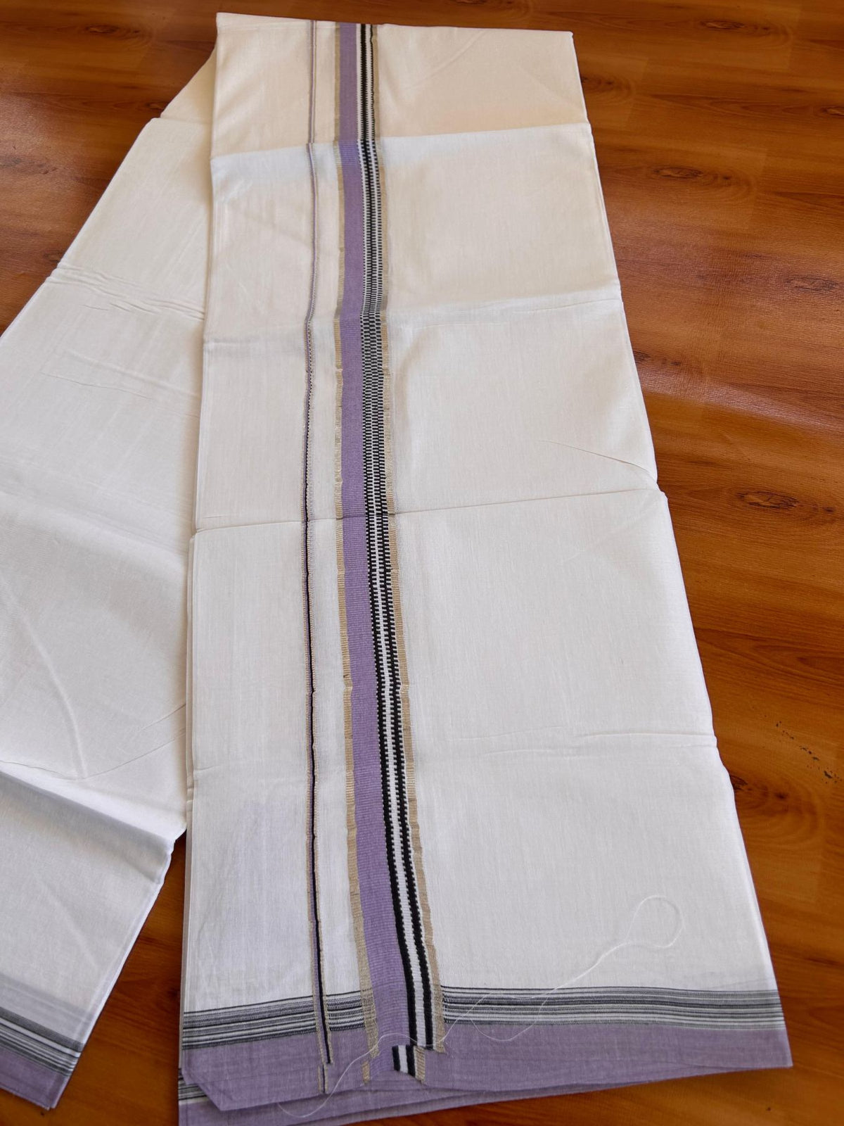 Double Pure White Mundu/ Dhoti - 20% Discount ! Kaitharikada Balaramapuram 100% Cotton 100x80 - 0.75 inch Silver Kasav, SageGreen ,Violet & White Design Kara 3.90 mtr (8 muzham) - 9 KK5528 VAS