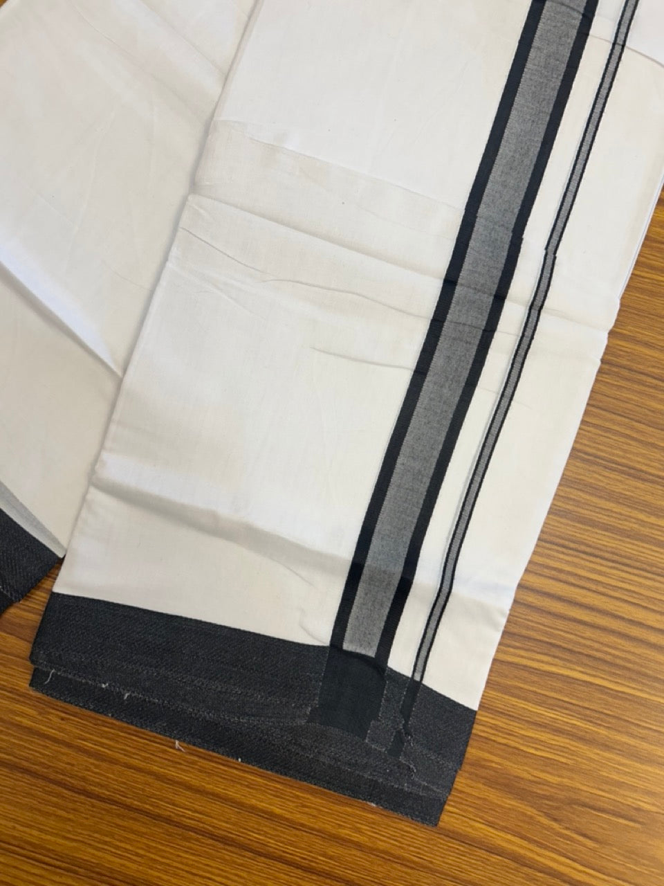 20% Discount ! KaithariKada Balaramapuram 100% Mercerised Cotton Double Ultra Pure white Mundu/Dhoti- 100x80 - 1.25 inch Black Kara - 4mtr ( 8 muzham) - 1 KK5237 PMC