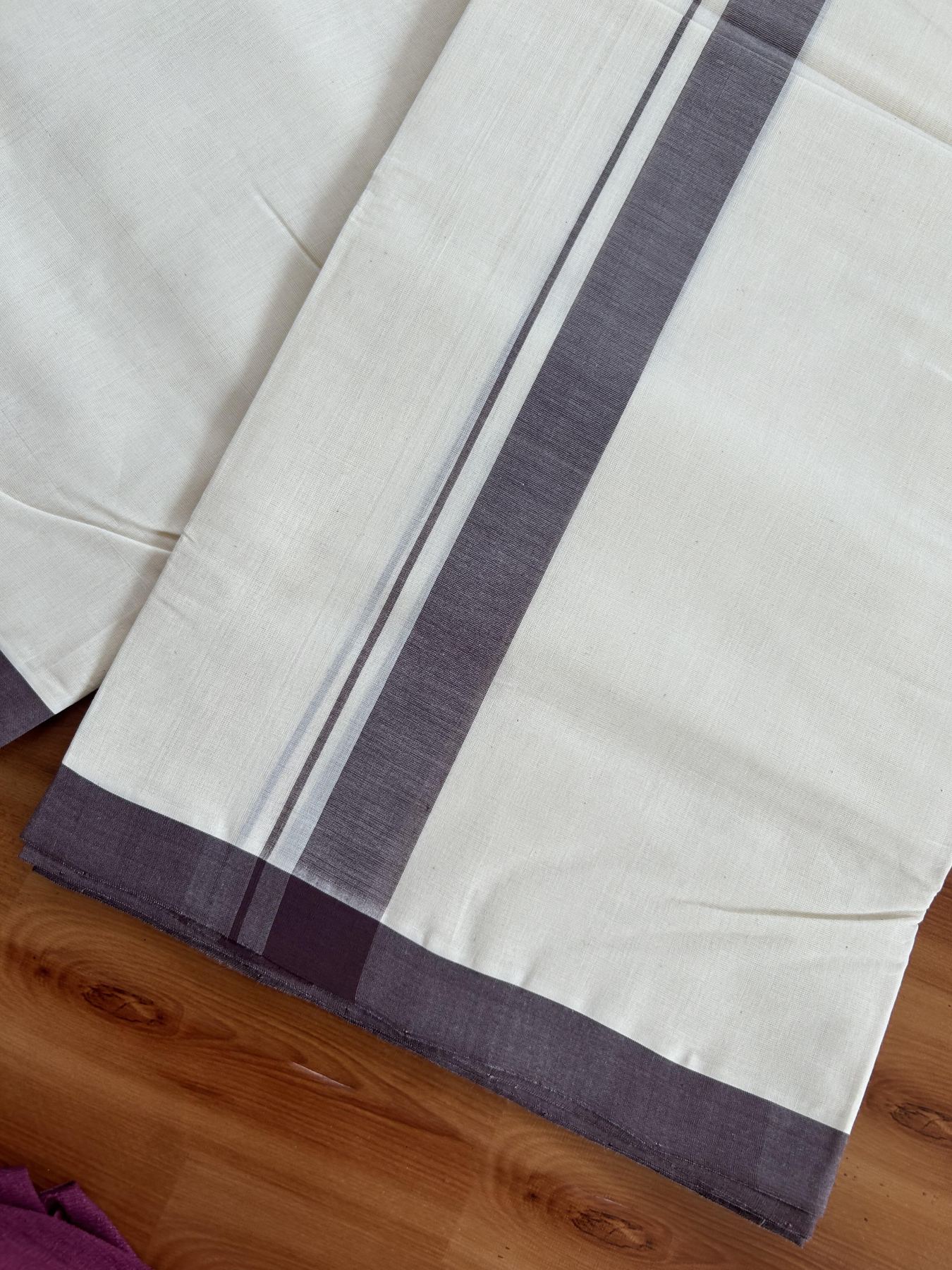 25% Discount! KaithariKada Handloom Millpaav - Kerala Handloom - Cotton Double Mundu/Dhoti Off white (Unbleached) - 80x90 - 1.5 inch Chocolate Brown Mulloth Kara 4.50 meter (10 Muzham) - 106 KK5383 RAM