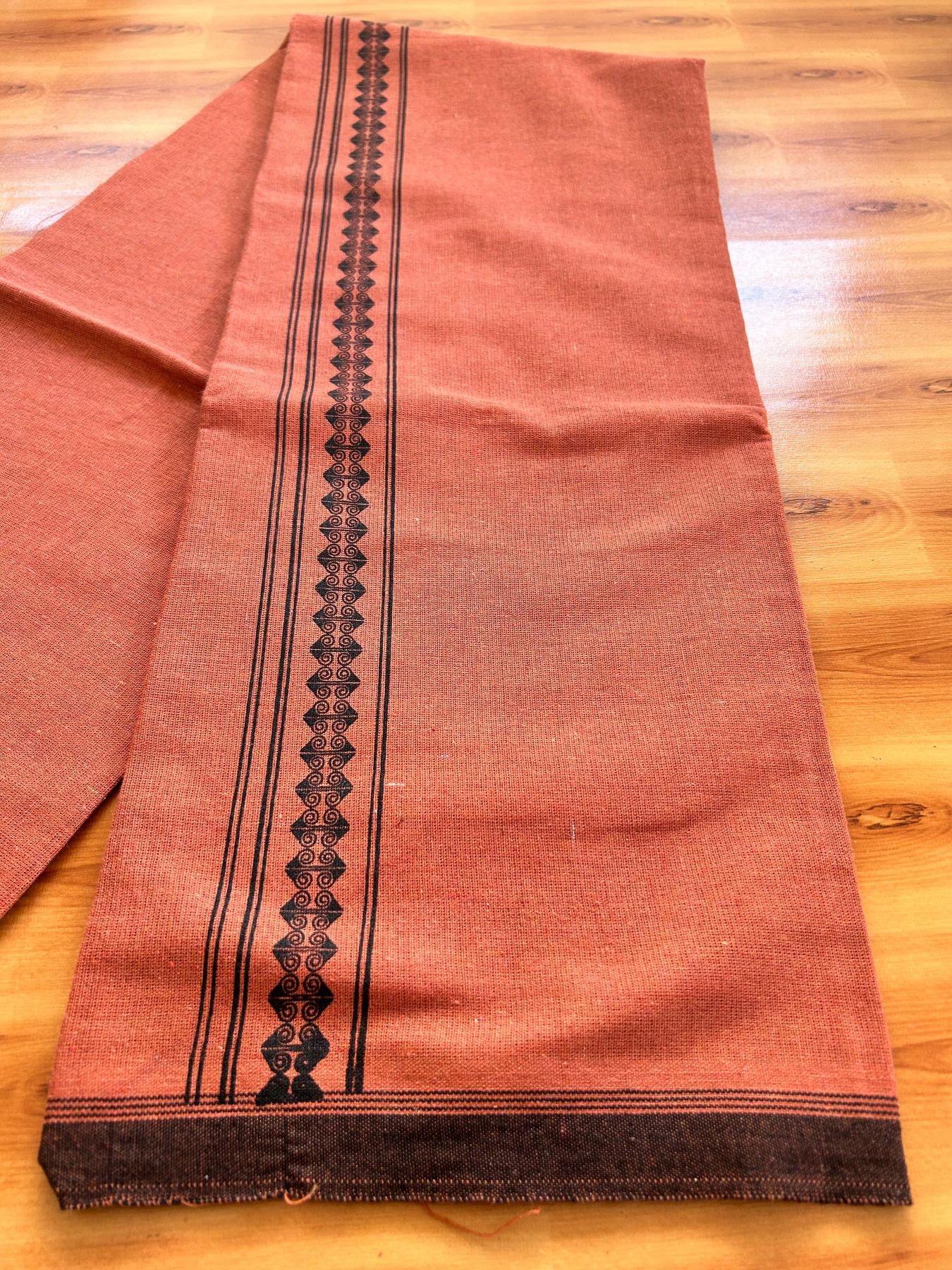 Single Kaily / Lungi - Kaitharikada - Mixed Cotton - 40s twisted - 1.75 inch Black Printed Design Stripes Kara With Kavi Colour Body (2 meter / 4 muzham) - 29 KK8075 SAT