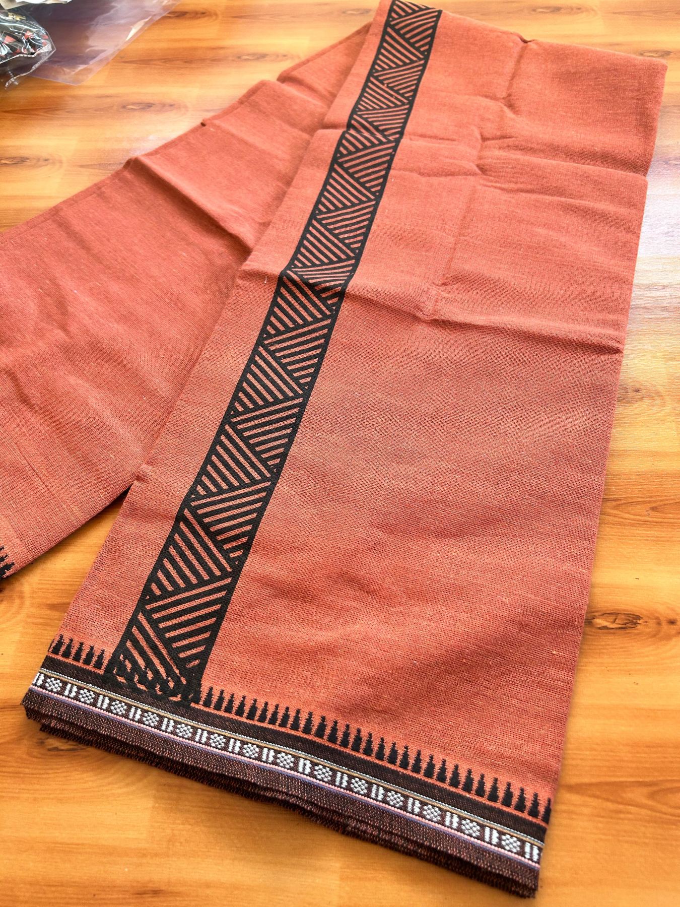 Single Kaily / Lungi - Kaitharikada - Mixed Cotton - 40s twisted - 1.75 inch Black Printed Design Printed Kuppadam Kara With Kavi Colour Body (2 meter / 4 muzham) - 33 KK8075 SAT