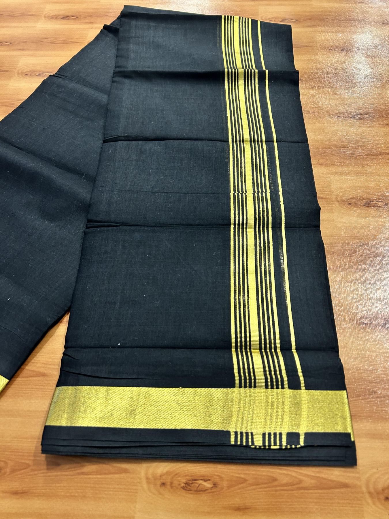 Double (Unbleached) Mundu/Dhoti - 20% Discount !! KaithariKada 100% Pure Cotton - 100x80 - Black Colour Body - 1.5 inch Gold Kasav Striped Kara 4 mtr (8.5 muzham) - 55 KK5456 THI