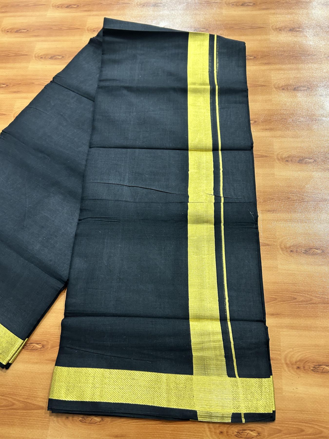 Double (Unbleached) Mundu/Dhoti - 20% Discount !! KaithariKada 100% Pure Cotton - 100x80 - Black Colour Body - 1.5 inch Gold Kasav Kara 4 mtr (8.5 muzham) - 57 KK5456 THI