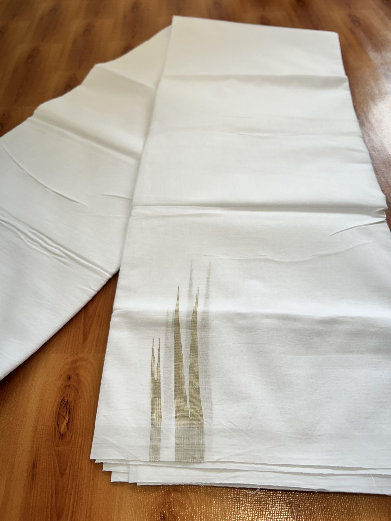 Double Pure White Mundu/Dhoti - 20% Discount !! KaithariKada Balaramapuram 100% Cotton - 100x80 - 3.5 cm Sand Brown Stripes Double Chutty Kara 3.80 mtr (8 muzham) - 12 KK5411 CKS