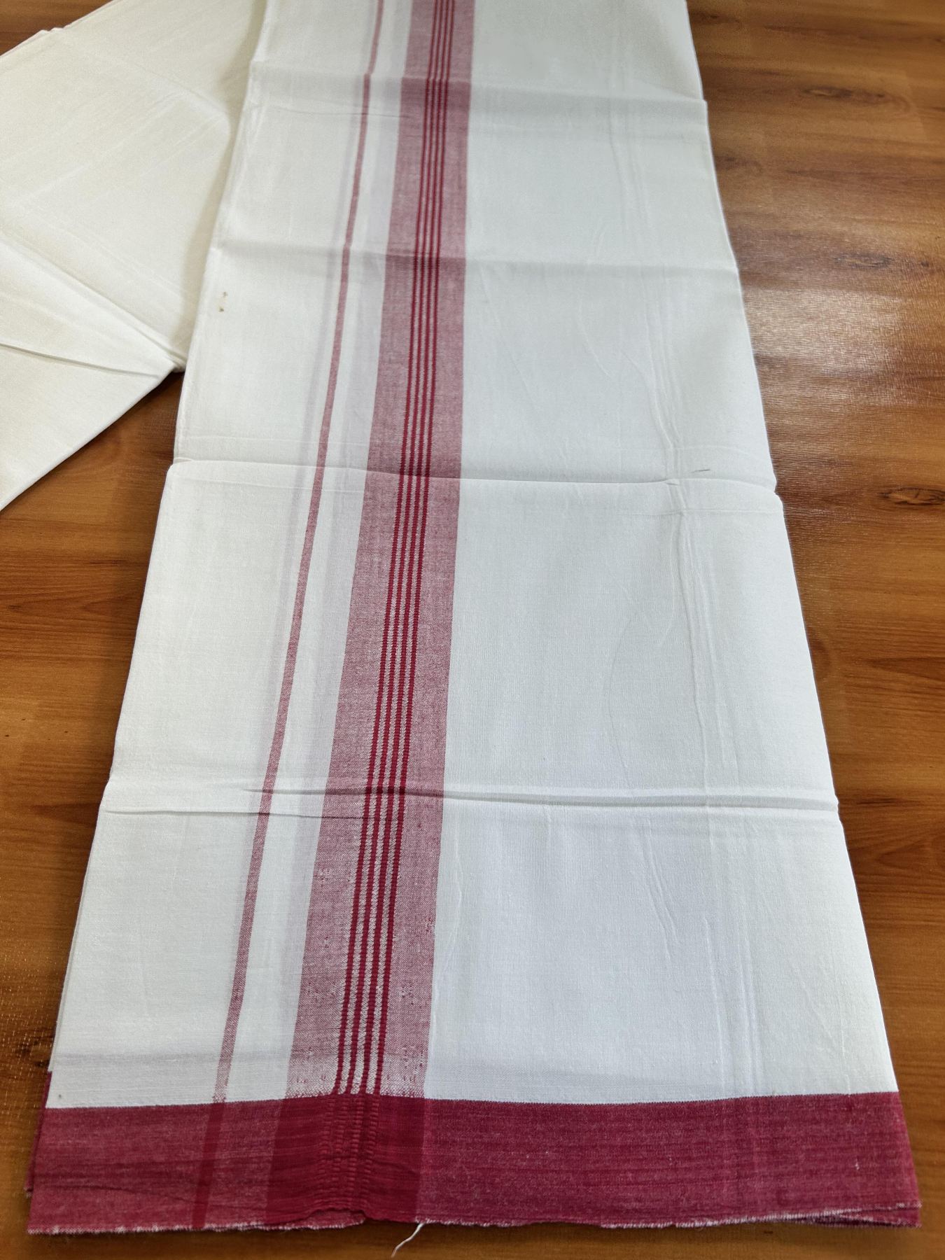 Single Pure White Mundu/Dhoti - KaithariKada Balaramapuram Pure Cotton - 70x30 - 1.25 Inch Magenta Shaded Striped Kara 1.90 mtr (4 muzham) - 24 KK5418 PMC