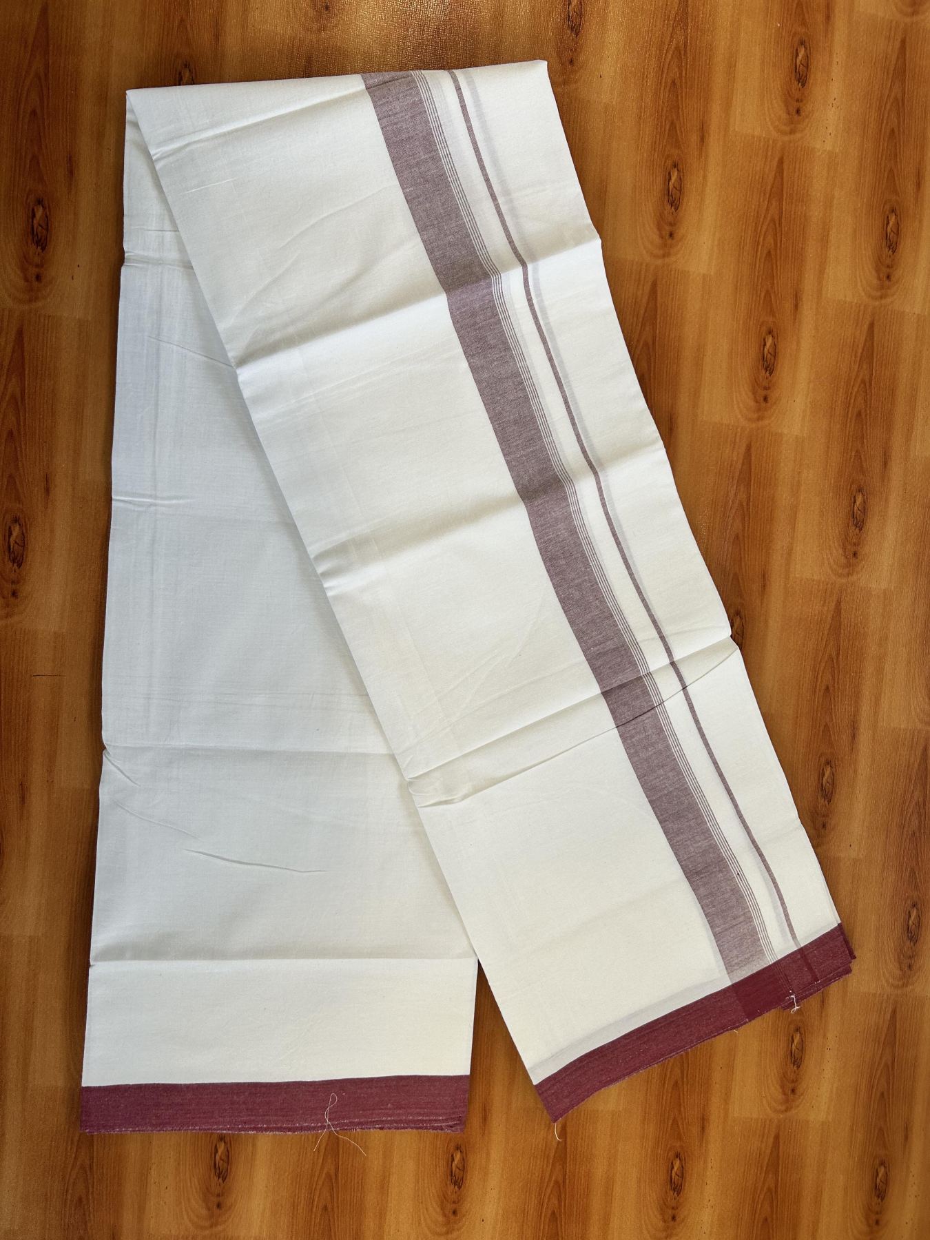 Single Pure White Mundu/Dhoti - KaithariKada Balaramapuram Pure Cotton - 70x30 - 1.25 Inch Maroon Shaded Striped Kara 1.90 mtr (4 muzham) - 20 KK5418 PMC