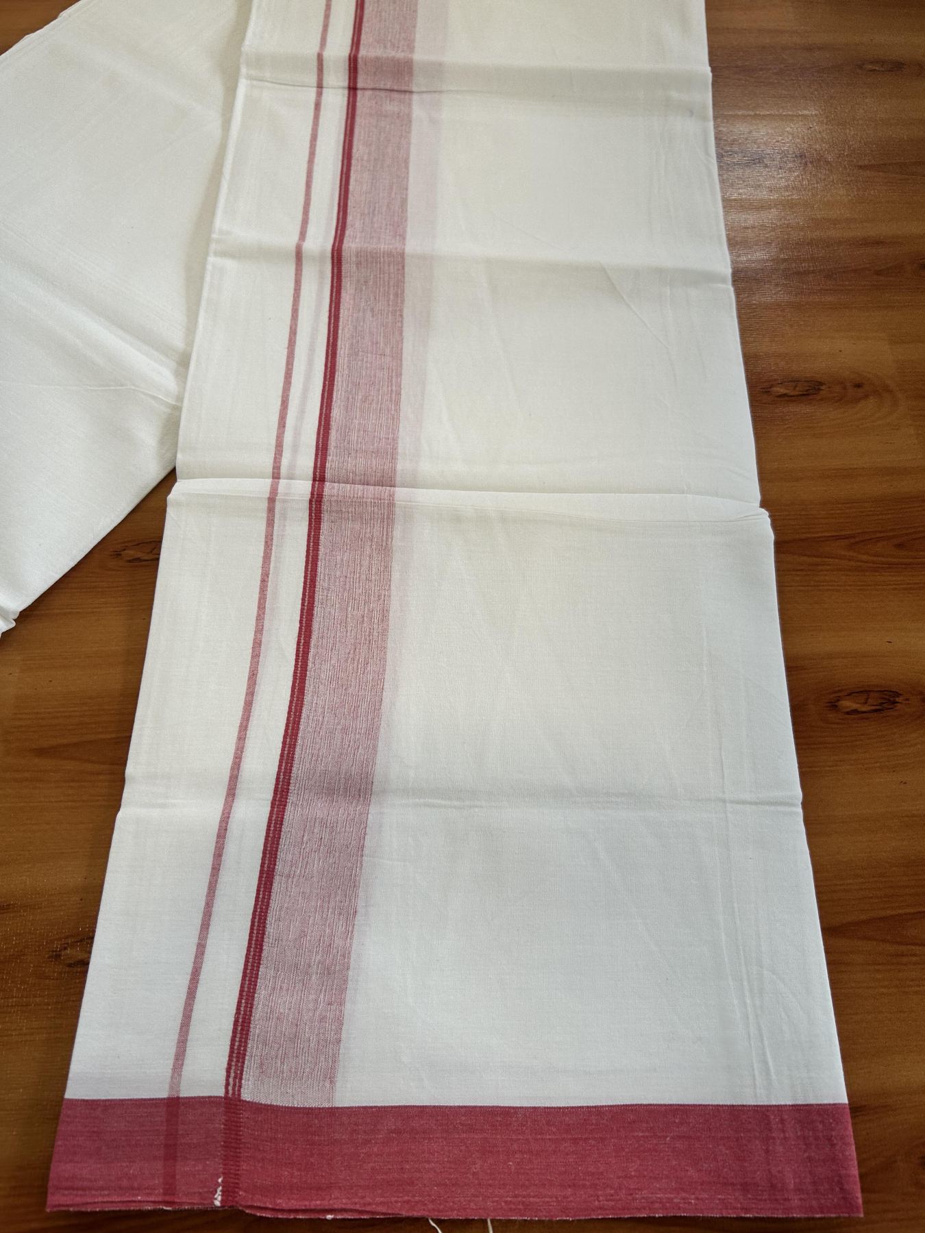 Single Pure White Mundu/Dhoti - KaithariKada Balaramapuram Pure Cotton - 70x30 - 1.25 Inch Magenta Shaded Striped Kara 1.90 mtr (4 muzham) - 27 KK5418 PMC