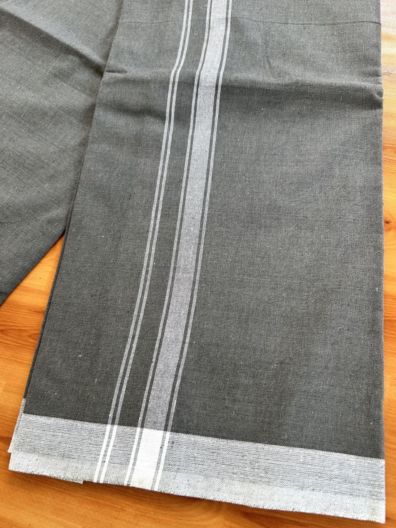 Single Kaily / Lungi- Kaitharikada - Pure Cotton - (2/40s) - 1 Inch White Shaded Kara With Ash Grey colour body (2 meter / 4 muzham) - 5 KK8066 MUT