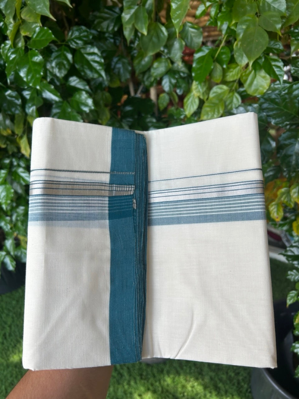 25% Discount ! KaithariKada Handloom Millpaav Balaramapuram - 100% PURE Cotton OFF White (Unbleached) Double Mundu/Dothi - 80x90 - 1.5 inch Silver Kasav & Peacock Blue Striped Kara 4 Meters (8.5 Muzham) - 17 KK5256 RAM
