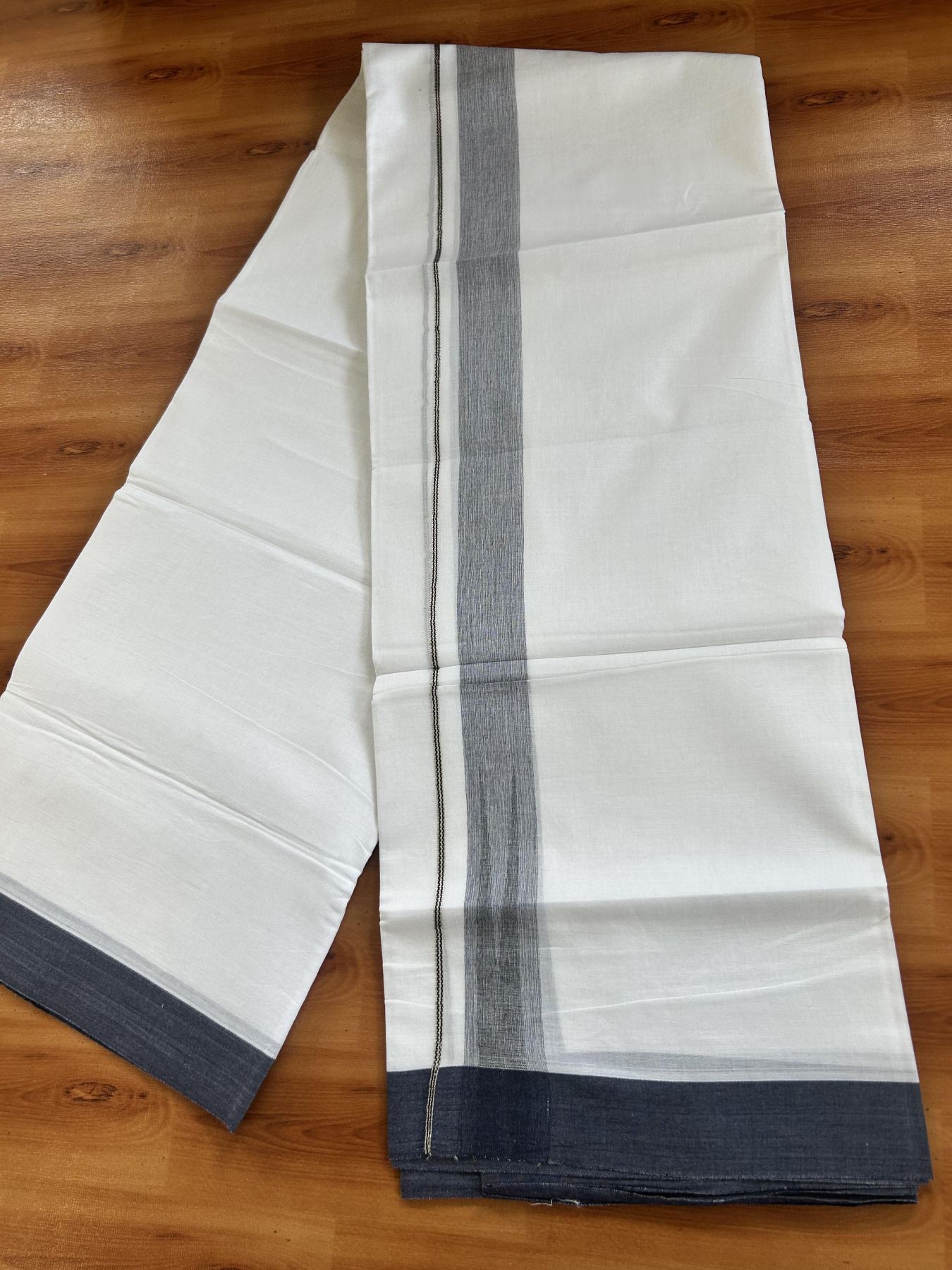 Double Pure White Mundu/Dhoti - 20% Discount !! KaithariKada Balaramapuram 100% Cotton - 100x80 - 1.25 inch Navy Blue & Black Silver Chutty Kara 3.80 mtr (8 muzham) - 9 KK5414 CKS