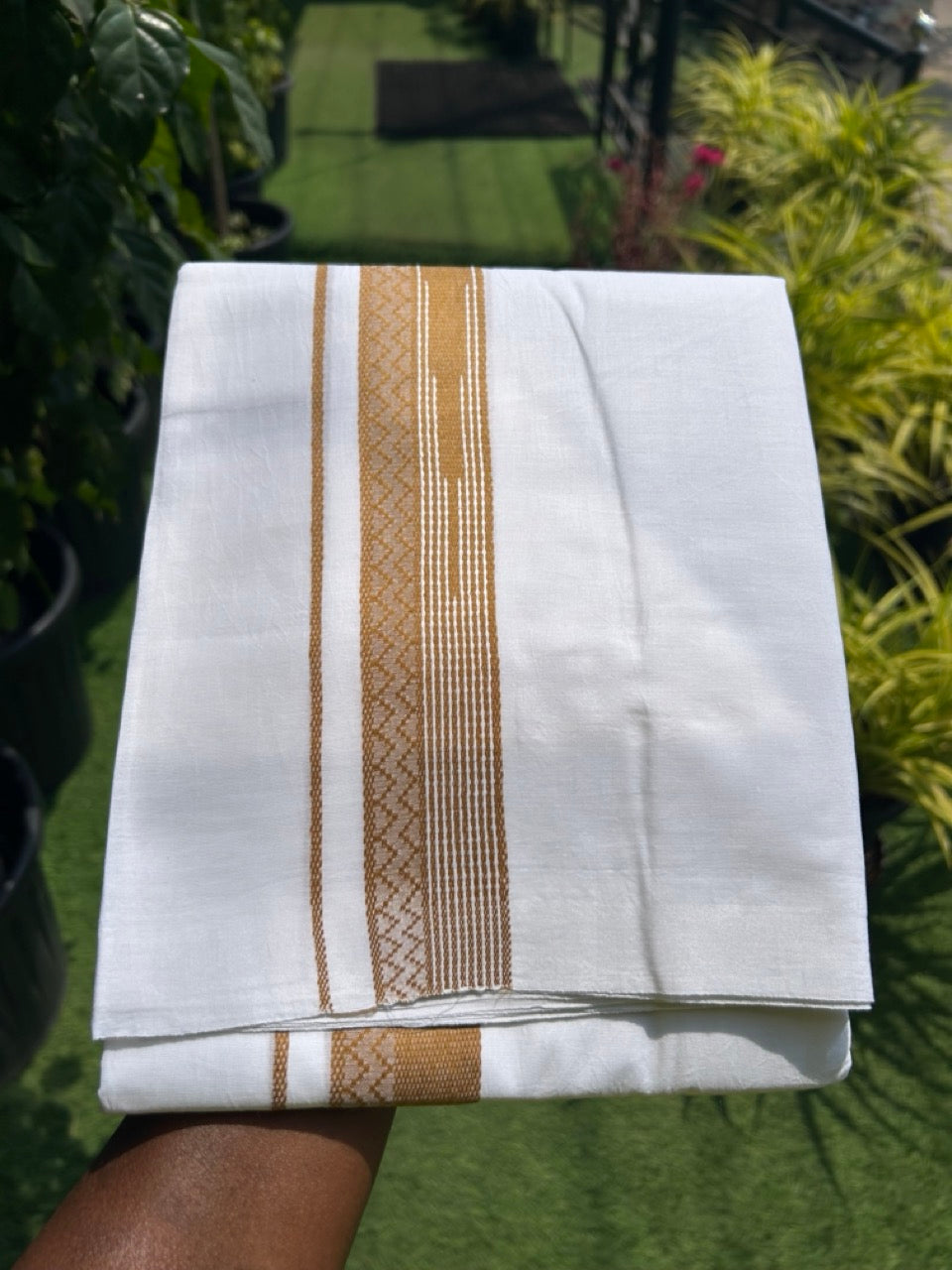 20% DISCOUNT!! Kaitharikada Balaramapuram 100% Cotton PURE WHITE Double Mundu/Dothi - 80X90 - 1.5 Inch Golden Brown design Kara 3.70 m (8 Muzham) - 56KK5115THI