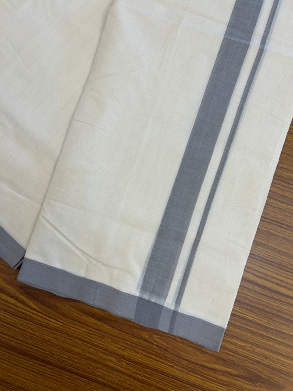 25% Discount ! KaithariKada Handloom Millpaav Balaramapuram - 100% PURE Cotton OFF White (Unbleached) Double Mundu/Dothi - 80x90 - 1.25 inch Ash Grey Mulloth Kara 4 Meters (8.5 Muzham) - 5 KK5256 RAM