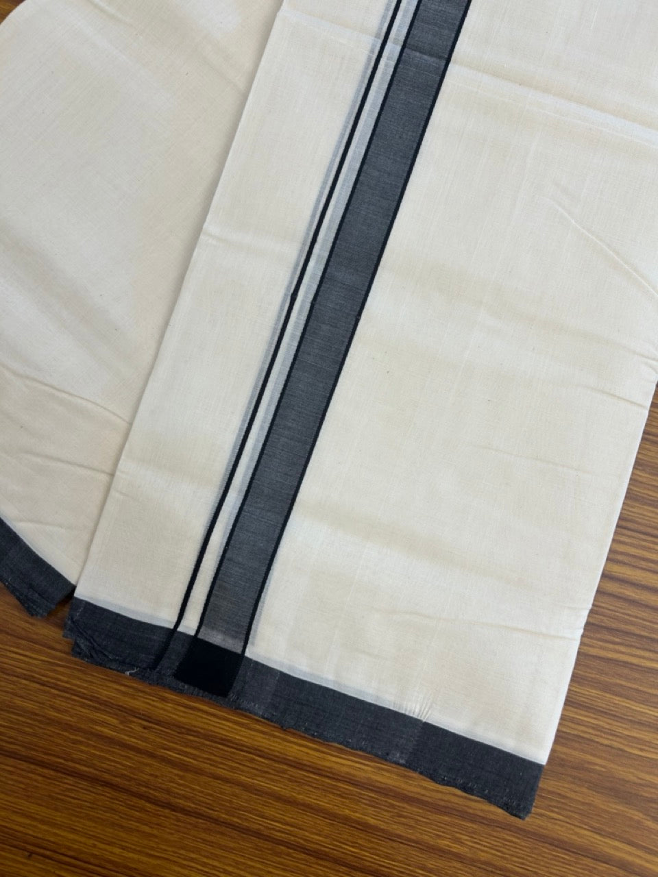 25% Discount ! KaithariKada Handloom Millpaav Balaramapuram - 100% PURE Cotton OFF White (Unbleached) Double Mundu/Dothi - 80x90 - 1.25 inch Black Mulloth Kara 4 Meters (8.5 Muzham) - 10 KK5256 RAM