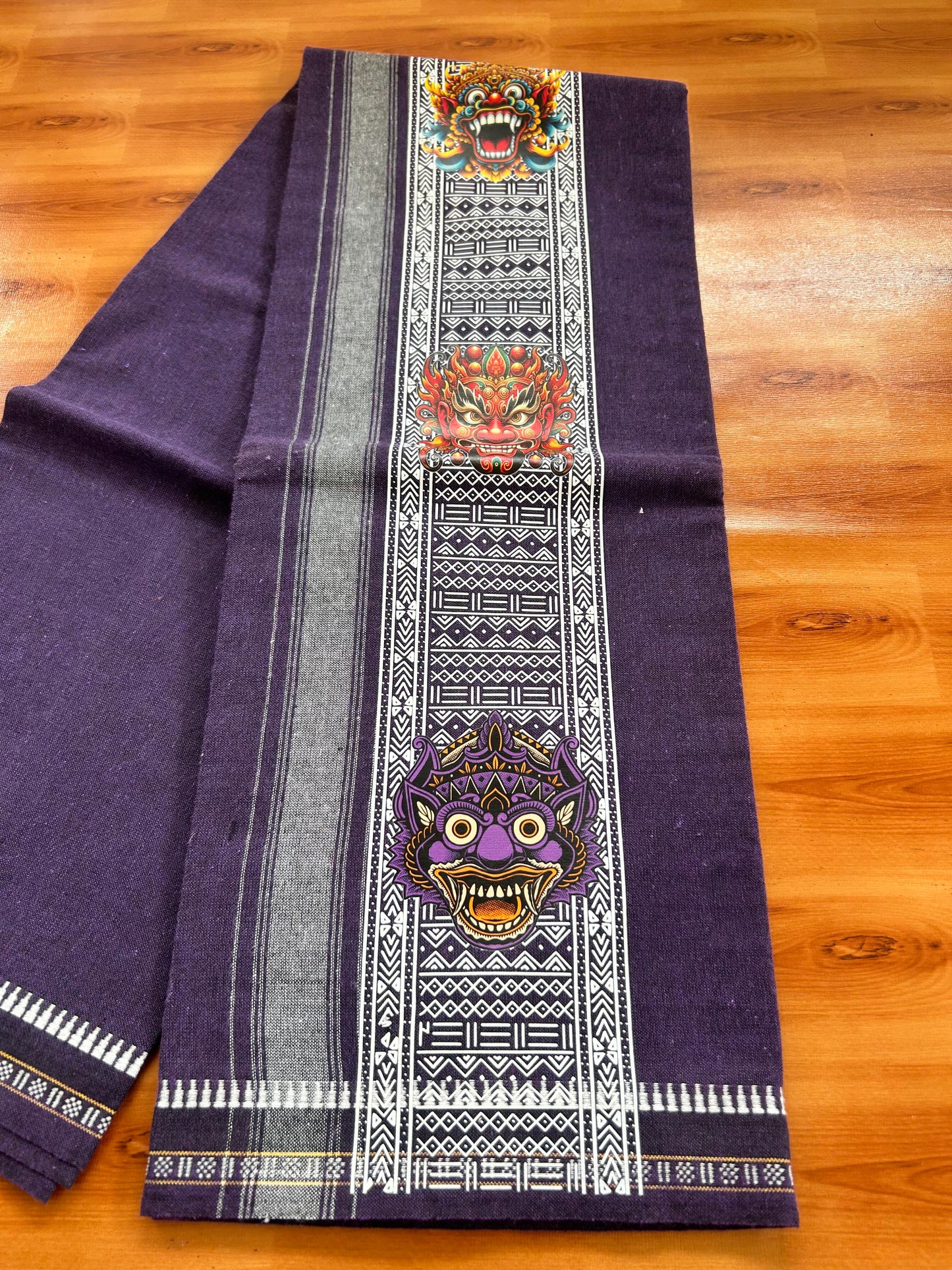 Kaitharikada - Single Kaily / Lungi - Mixed Cotton - 40s twisted - 1.25 inch Tribal Printed Design Kara with Violet colour body (2 meter / 4 muzham) - 13 KK8060 GAN