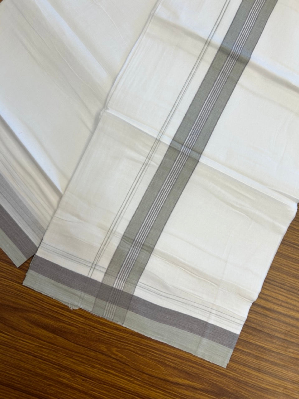 20% Discount! KaithariKada Balaramapuram 100% Cotton Double Pure white Mundu/Dhoti- 100X80 - 1.5 inch Brown & Light Mint Green striped Shaded kara - 3.90mtr ( 8 muzham) - 23 KK5280 VIN
