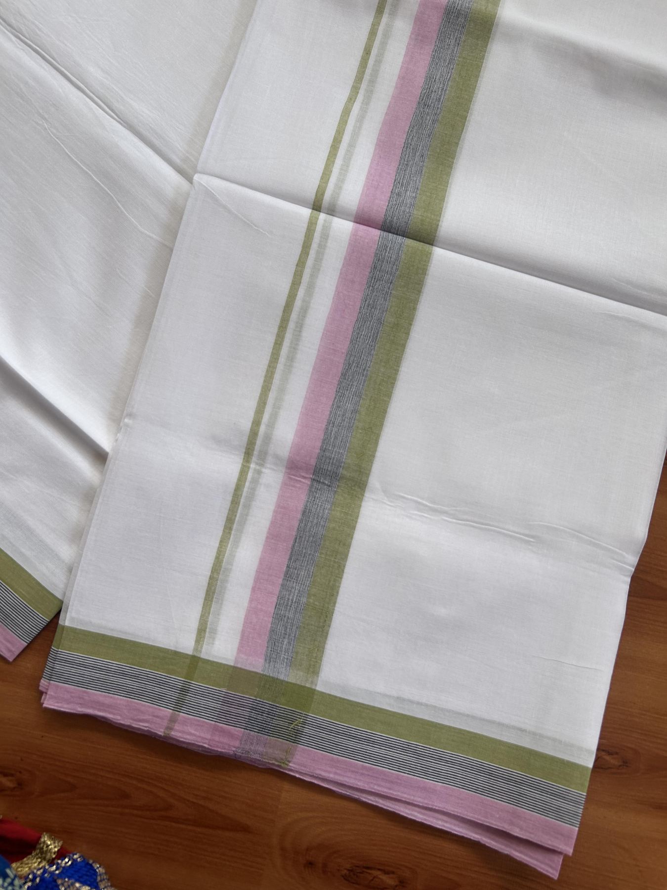 20% Discount ! Kaitharikada Balaramapuram 100% Pure Cotton Double Pure White Mundu/Dhoti - 100x80 - 1.5 inch Pink, Black & Sage Green Shaded Kara 3.80 mtr (8 muzham) - 34 KK5382 VIN