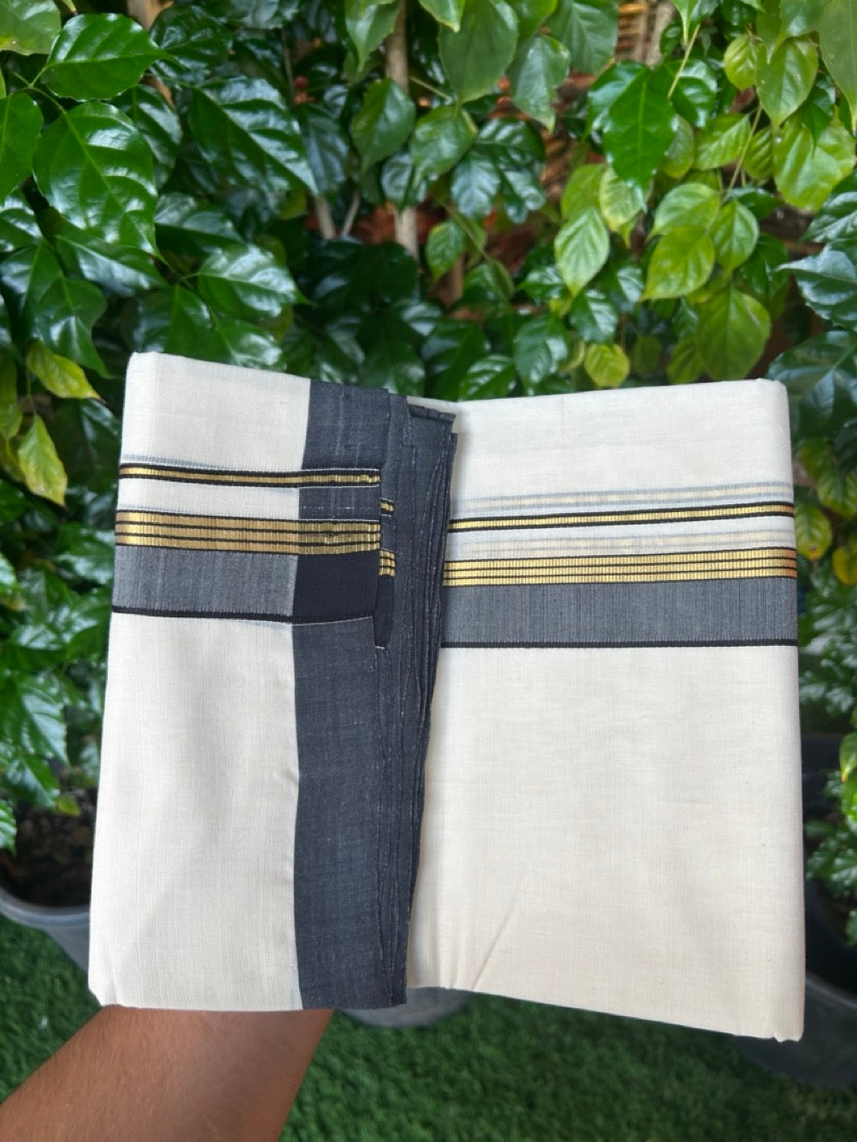 25% Discount! KaithariKada Handloom Millpaav Balaramapuram - Cotton Double Mundu/Dhoti Off white (Unbleached) - 80x90 - 1.5 inch Kasav striped Black shaded Kara 3.60 meter (8 Muzham) - 77 KK5256 RAM