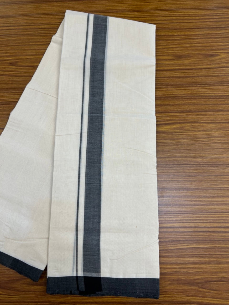 25% Discount! KaithariKada Handloom Millpaav Balaramapuram - Cotton Double Mundu/Dhoti Off white (Unbleached) - 80x90 - 1.25 inch Black Mulloth Kara 3.60 meter (8 Muzham) - 45 KK5256 RAM