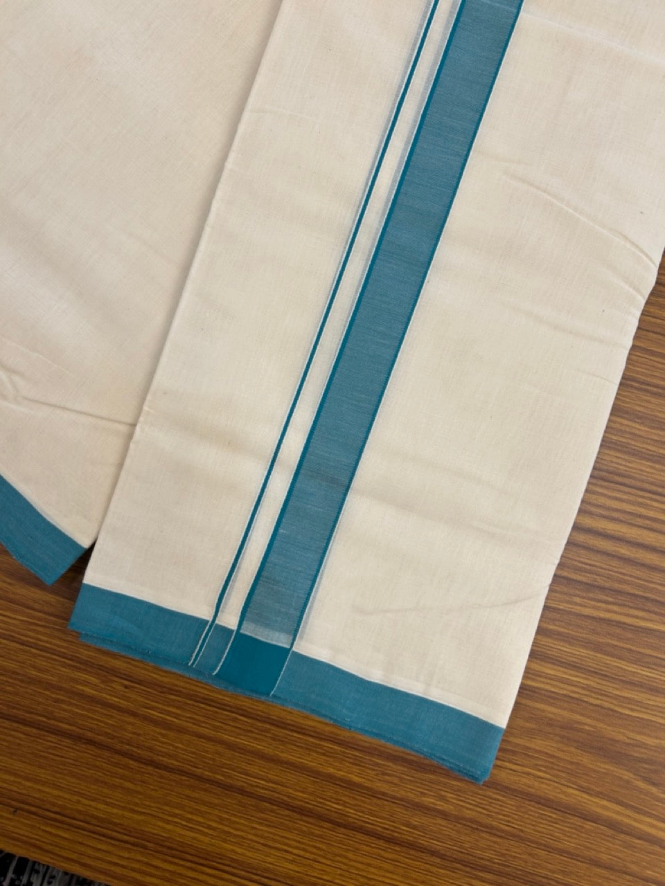 25% Discount! KaithariKada Handloom Millpaav Balaramapuram - Cotton Double Mundu/Dhoti Off white (Unbleached) - 80x90 - 1.25 inch Peacock Green Mulloth Kara 3.60 meter (8 Muzham) - 36 KK5256 RAM