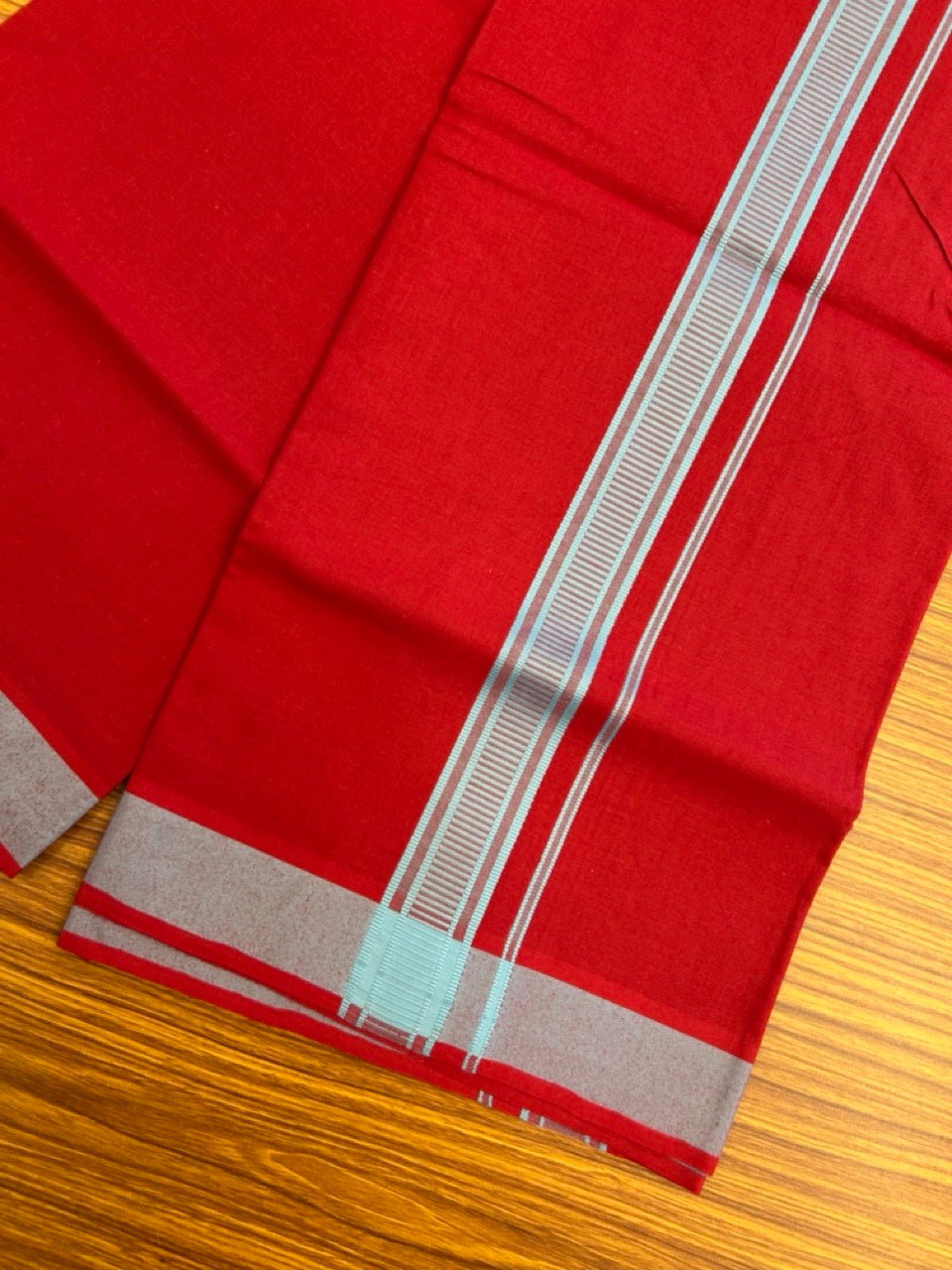 19% Discount!!! Kaitharikada - Single Kaily / Lungi - 1.25 inch Light Blue Pattern striped kara with dark Maroon colour body (2 meter / 4 muzham) - 52 KK8035 GAN