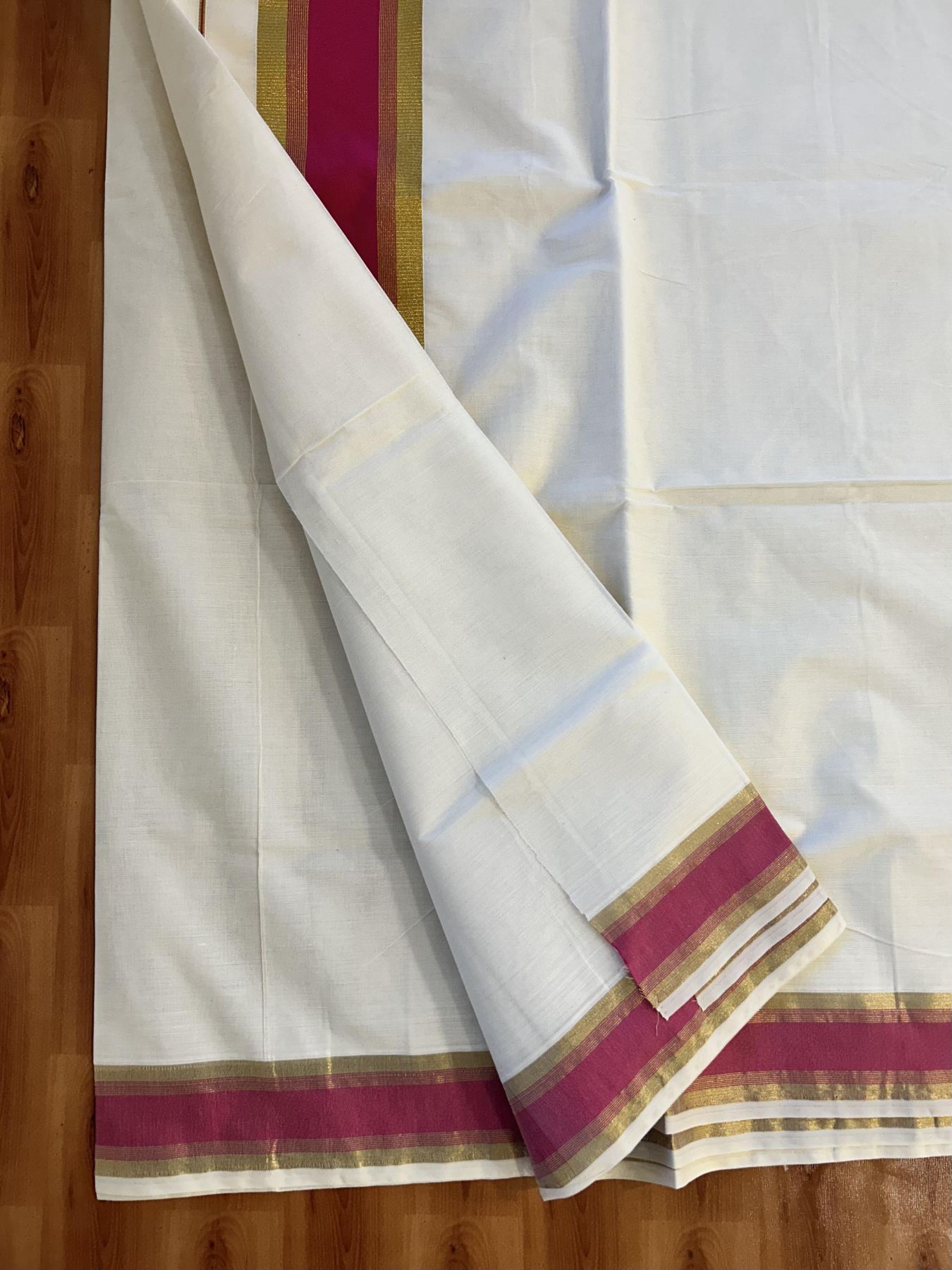 Off White Saree - 25% Discount! Kaitharikada Kerala Traditional Mixed Cotton Kasavu Saree - 3 Inch Pallu - Gold Kasav & Majenta Stripes Kara - 26 KK7000 PMC