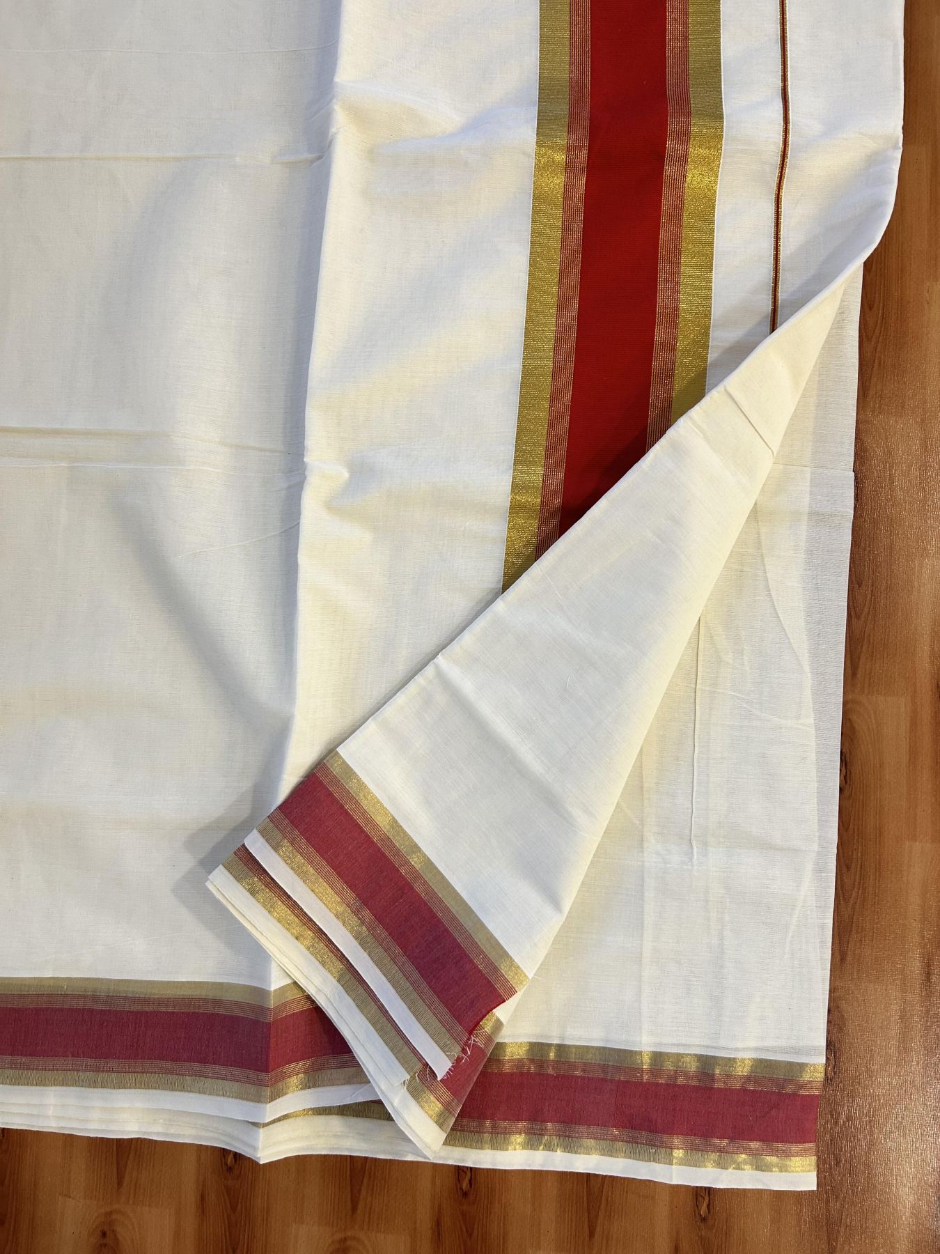 Off White Saree - 25% Discount! Kaitharikada Kerala Traditional Mixed Cotton Kasavu Saree - 3 Inch Pallu - Gold Kasav & Red Stripes Kara - 25 KK7000 PMC