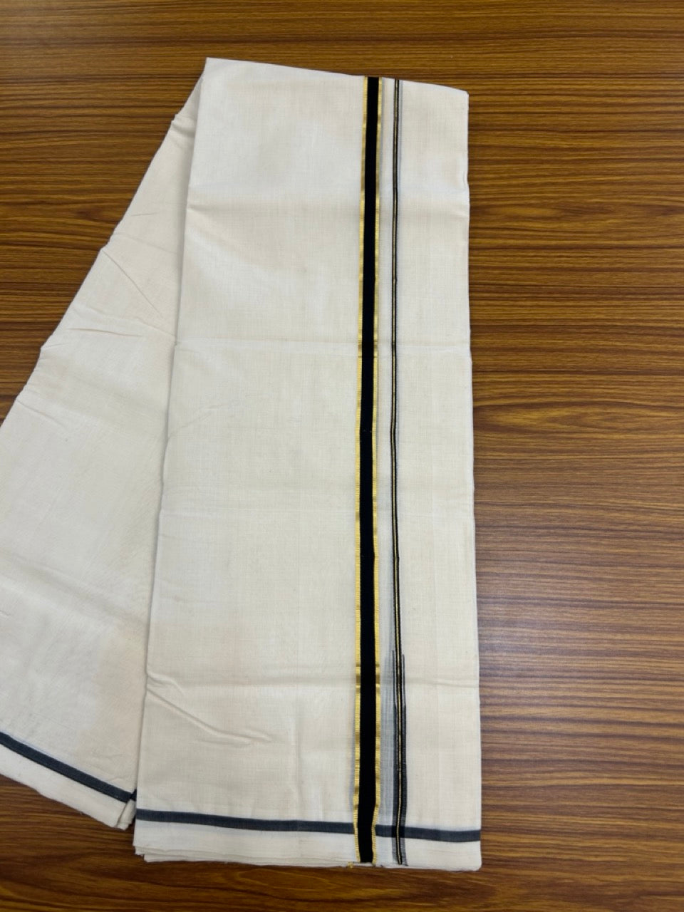 25% Discount! KaithariKada Handloom Millpaav Balaramapuram - Cotton Double Mundu/Dhoti Off white (Unbleached) - 80x90 - 0.5 inch Kasavu & Black Puliyilakkara Chutty 3.60 meter (8 Muzham) - 56 KK5256 RAM