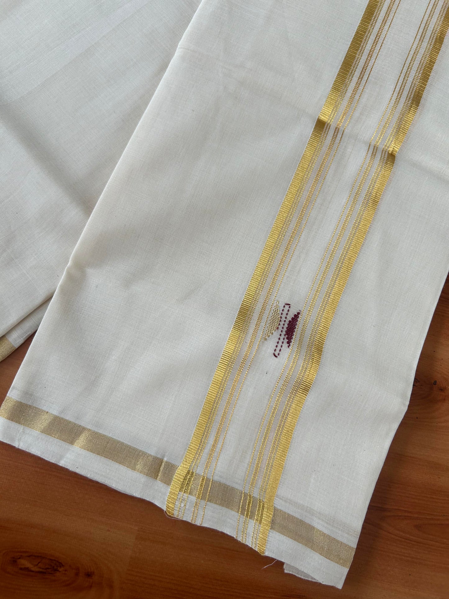 Neriyath - Off White (Unbleached) - 25% Discount!! KaithariKada Handloom Millpaav - Kerala Handloom - 100% Pure Cotton - 80x90 - 2.75 Inch Gold Kasav Stripes & Maroon Design Kara - 51 KK5386 RAM