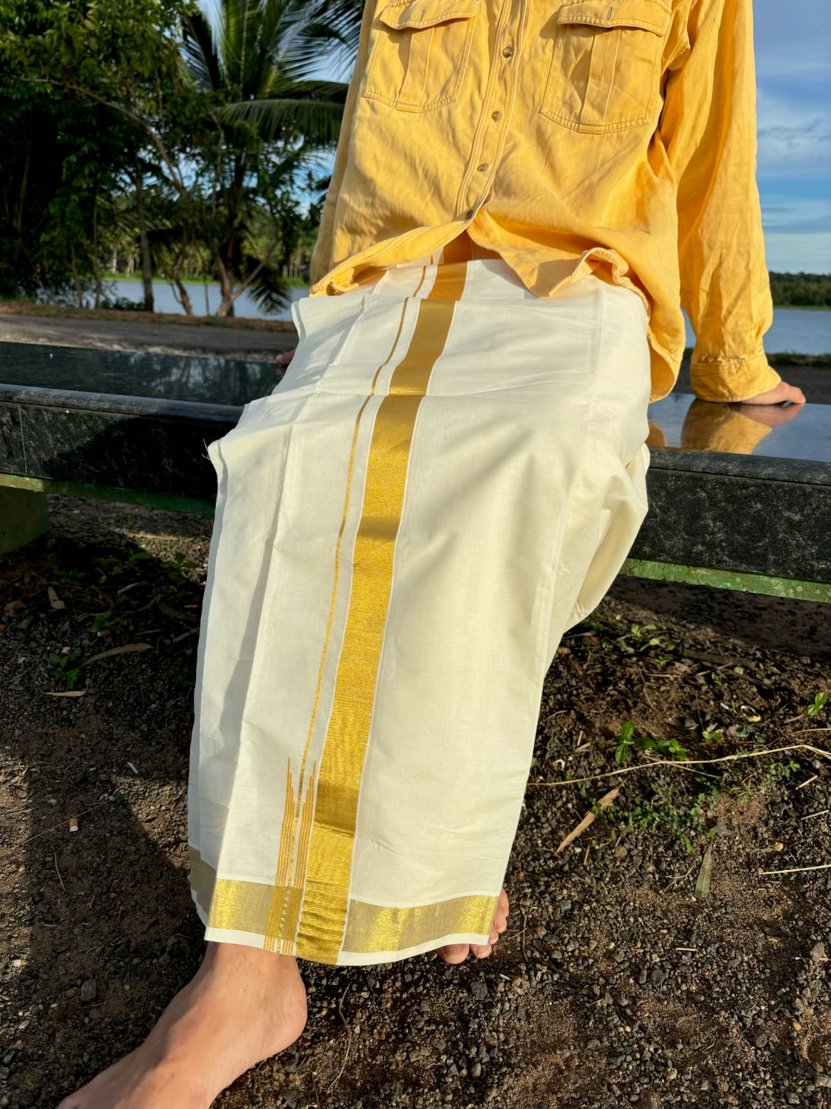 29% DISCOUNT! KaithariKada Balaramapuram 100% Cotton Off white (Unbleached) Double Mundu/Dhoti-100x100 1.25 inch Puliyilakkara Printed Chutty Kasavu Kara- 25KK424CEE