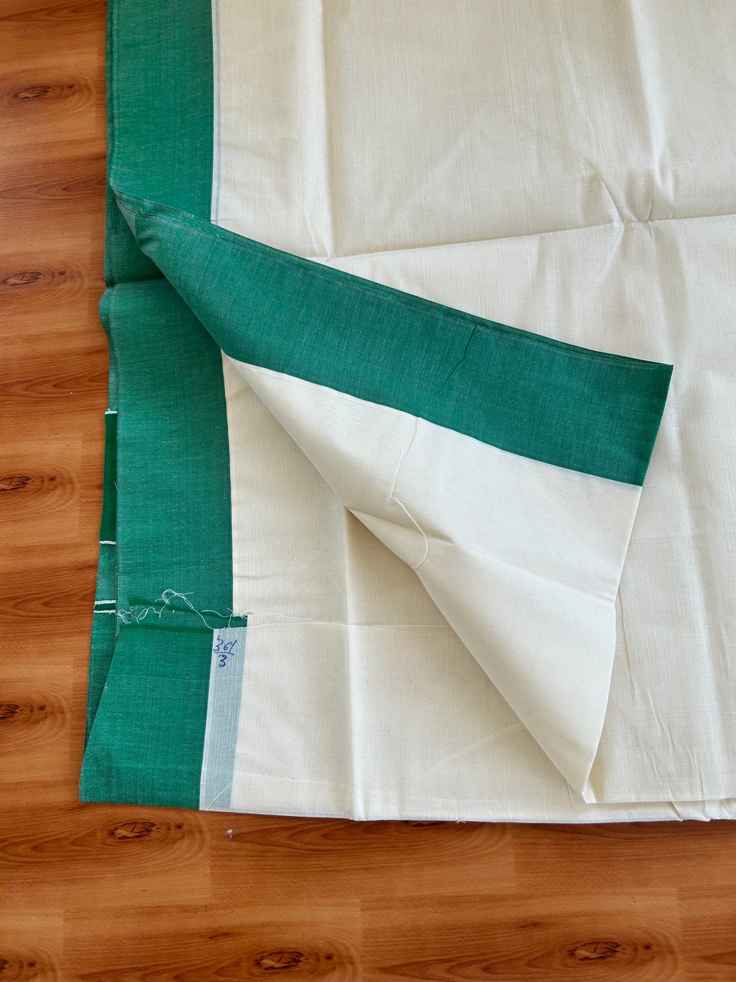 25% Discount! Kaitharikada Kerala Traditional Saree Off white- Mixed Cotton Saree - 3.25 Inch Pallu - Green Kara - 42 KK7000 PMC