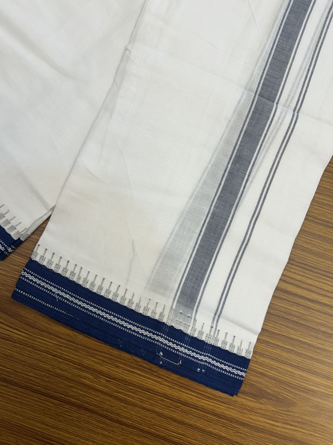 Premium Kathar Type Mercerised Pure Cotton Single Mundu Kaitharikada Special - Kaily / Lungi - 60s - 1 inch Dark Blue Striped kara White Body Kuppadam Border (2 meter / 4 muzham) - 5 KK5316 MR